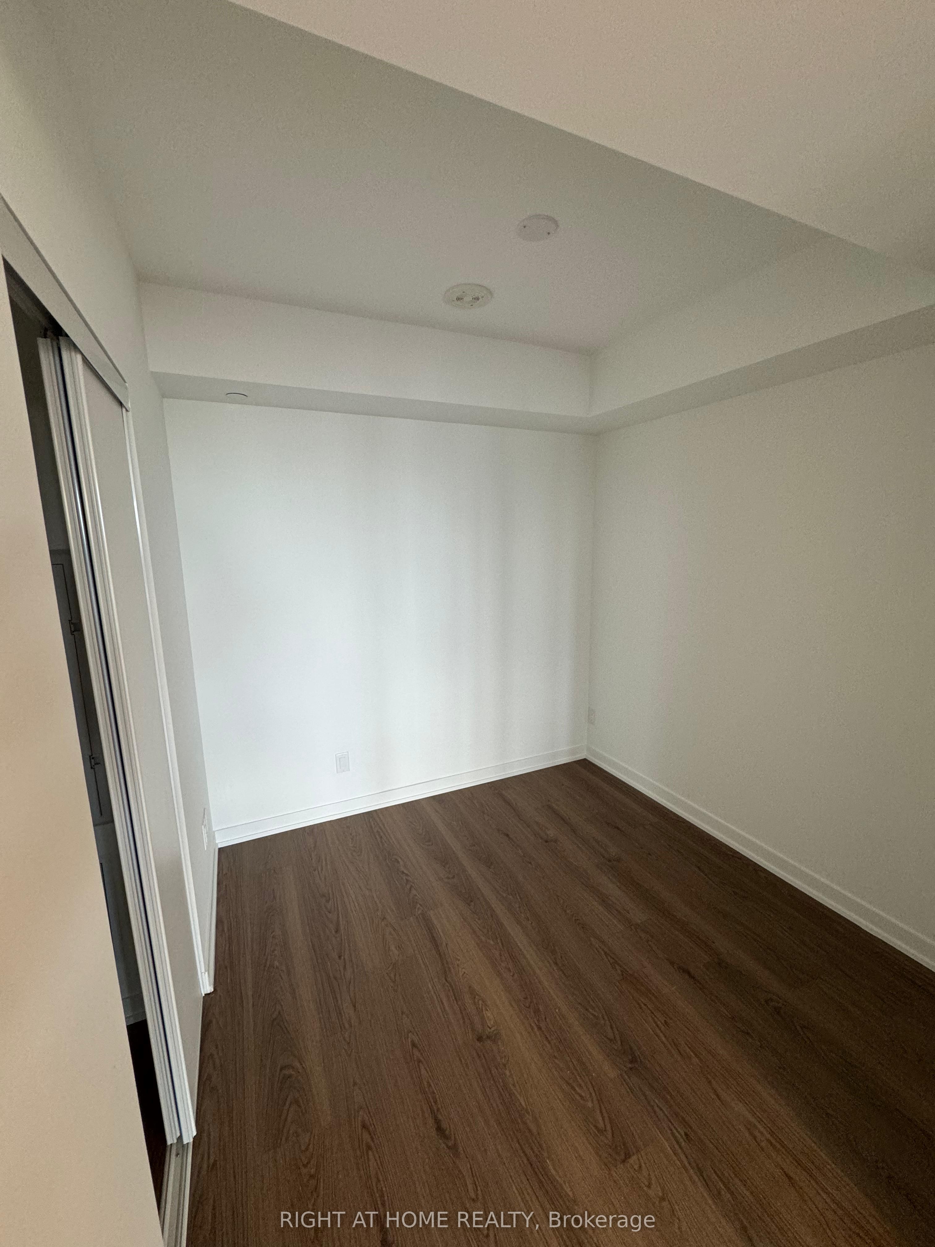 319 Jarvis Street #4907