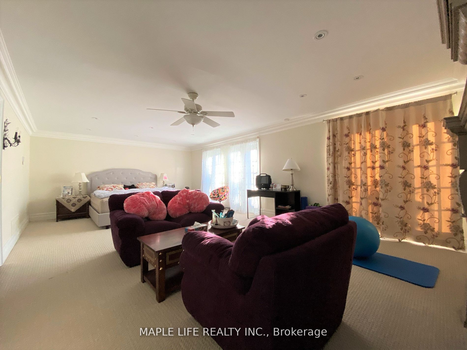 16 Brian Cliff Drive