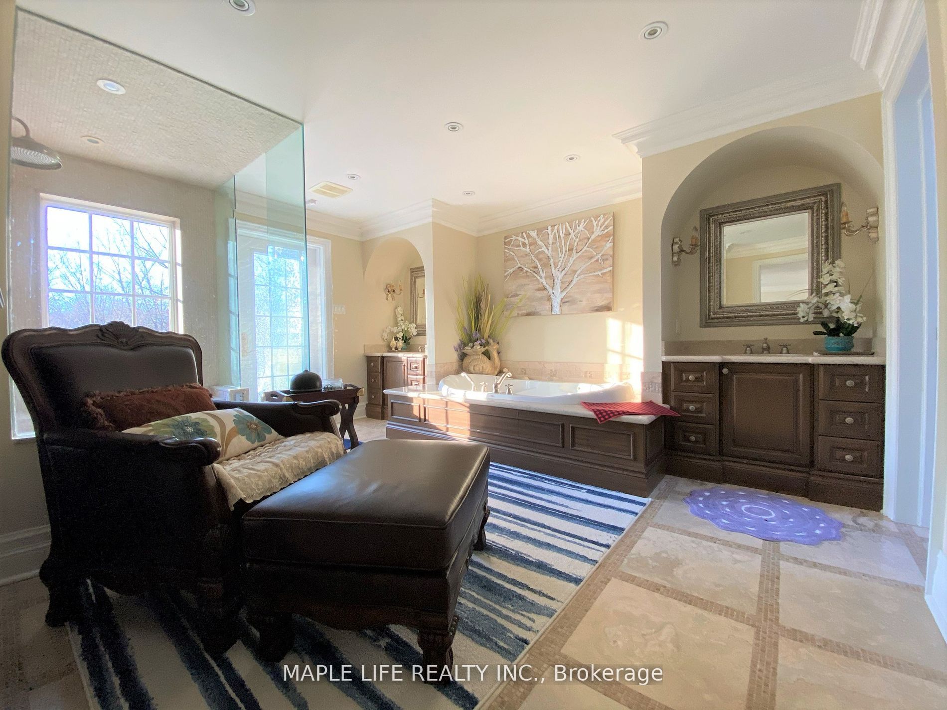 16 Brian Cliff Drive