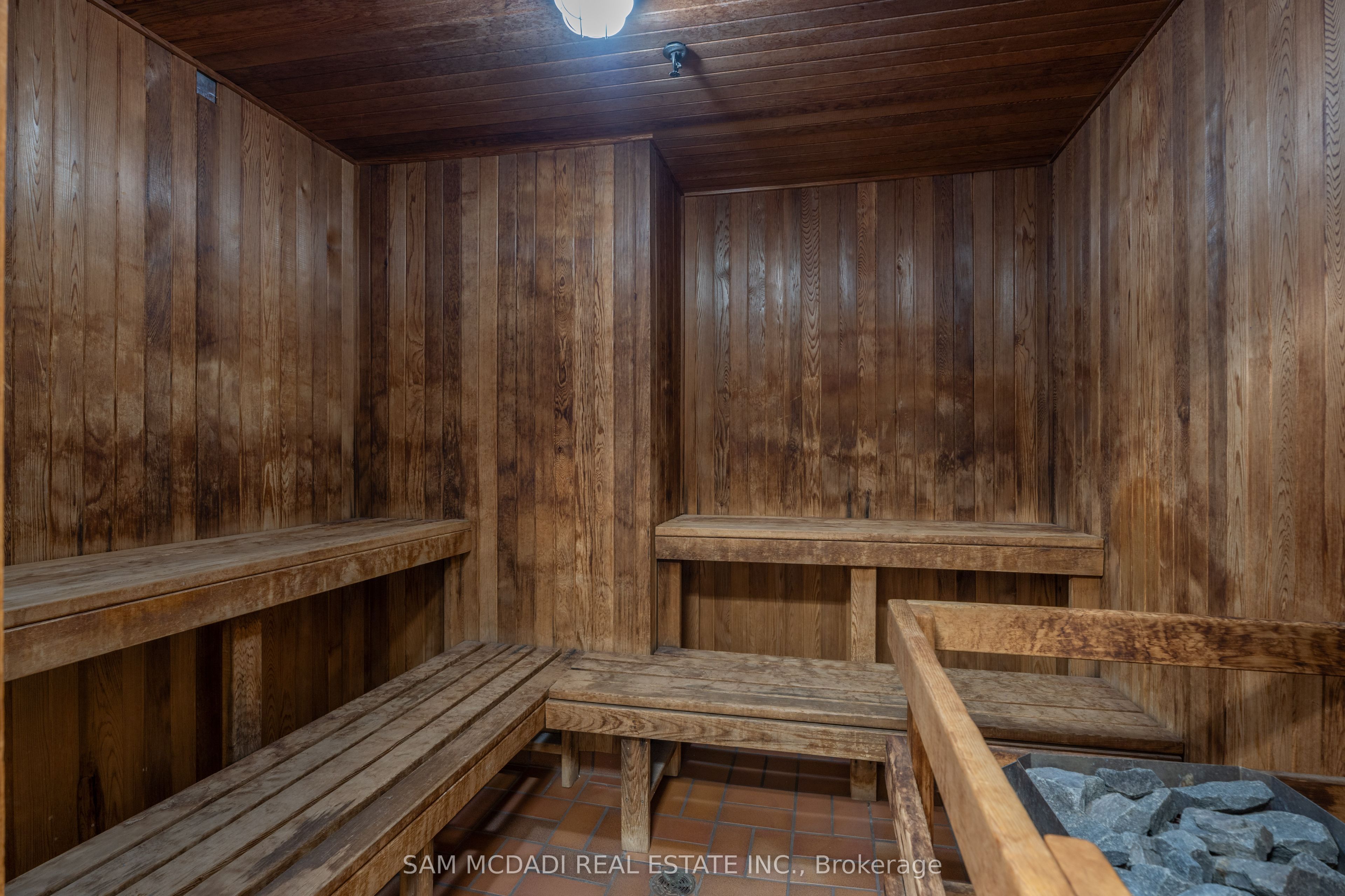 5444 Yonge Street #304