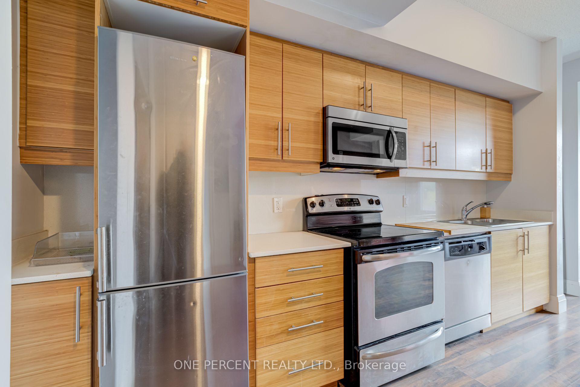 222 Finch Avenue W, #311