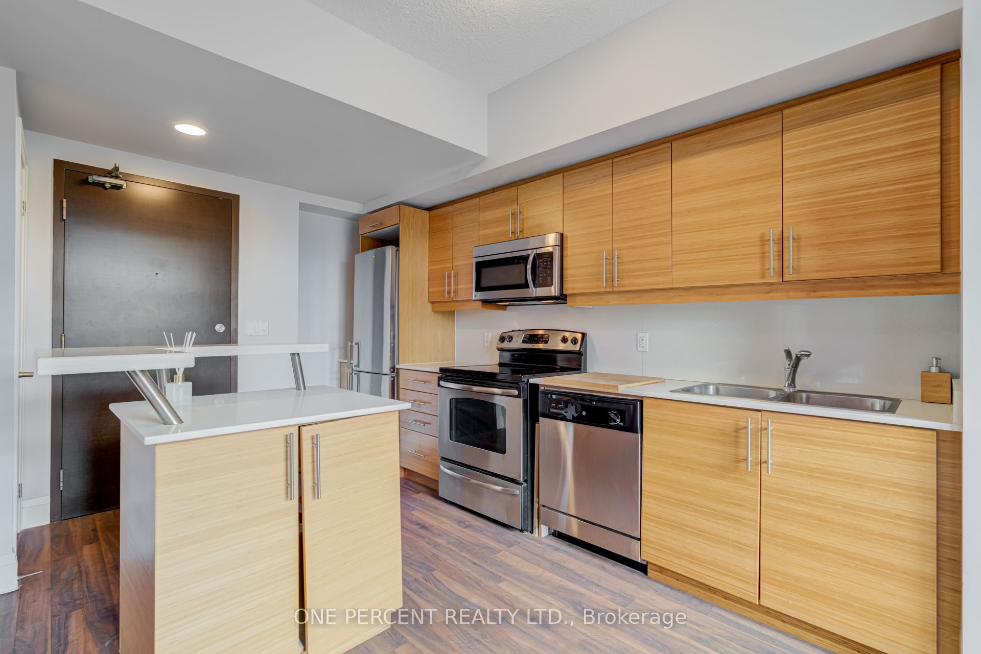 222 Finch Avenue W, #311