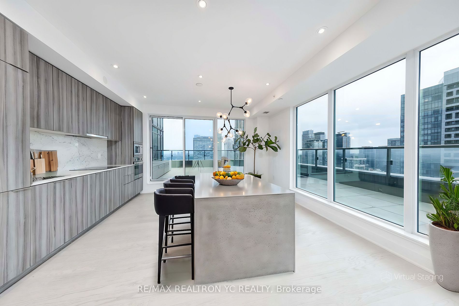 955 Bay Street #3907