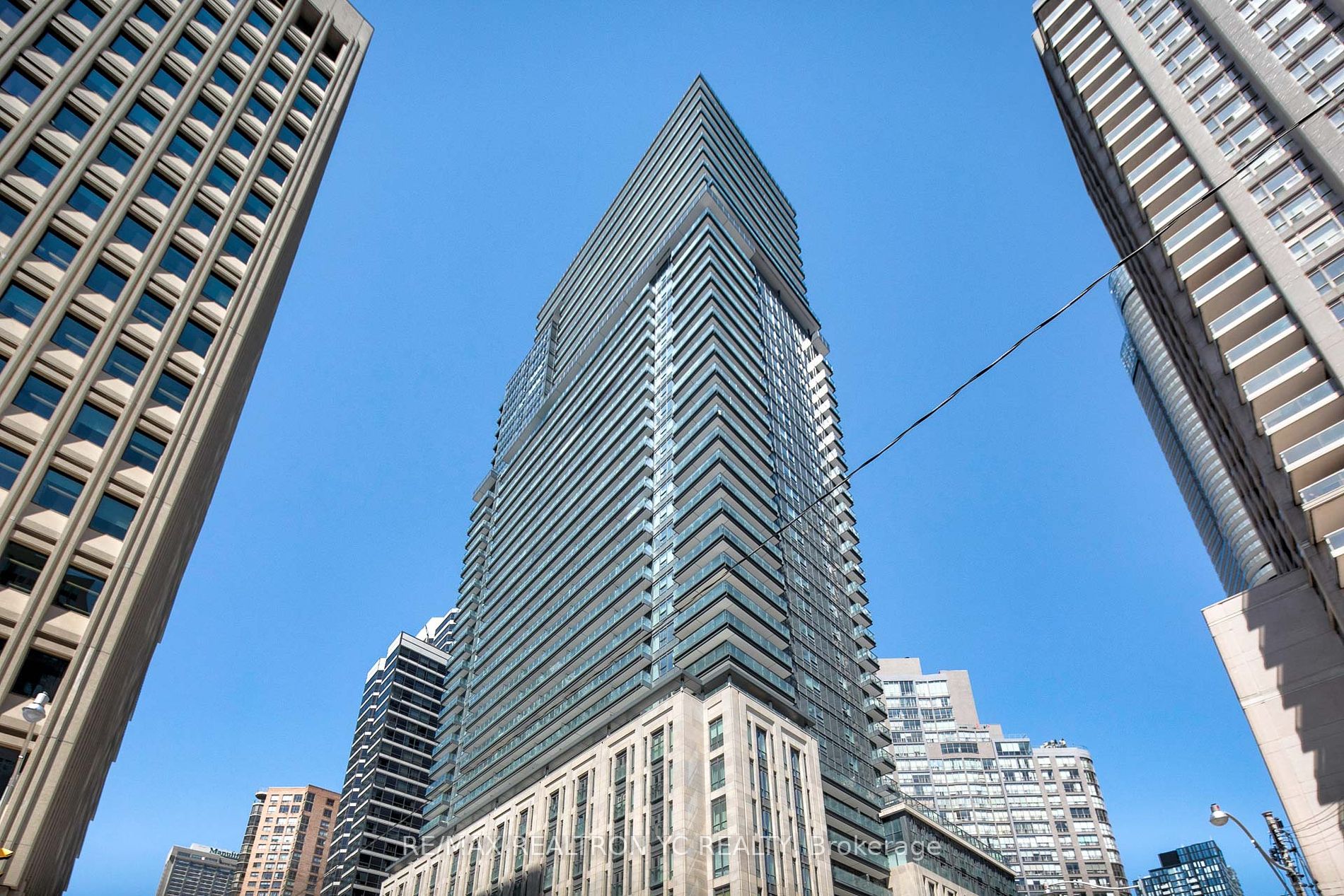 955 Bay Street #3907