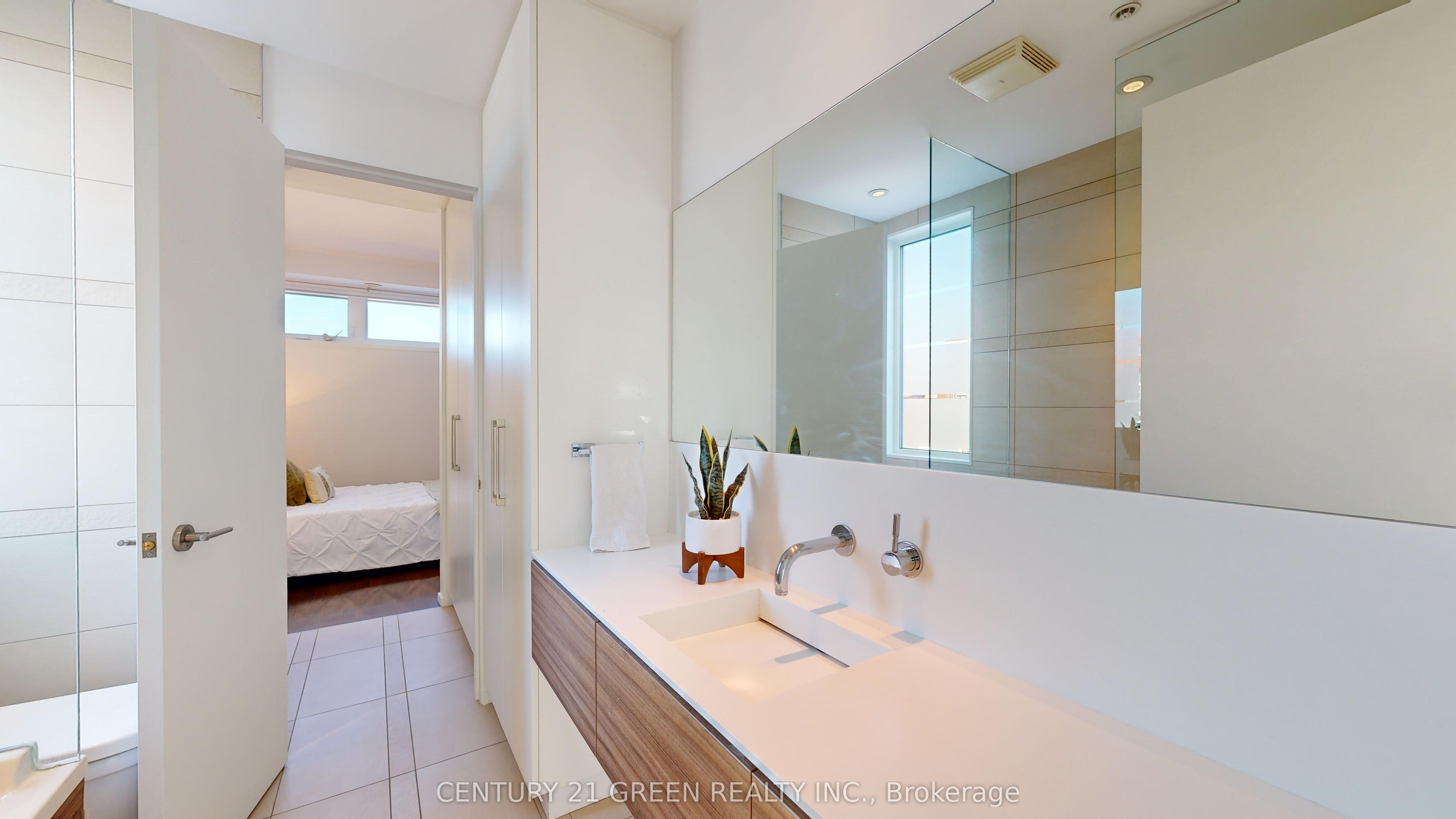 56 Lippincott Street, #8