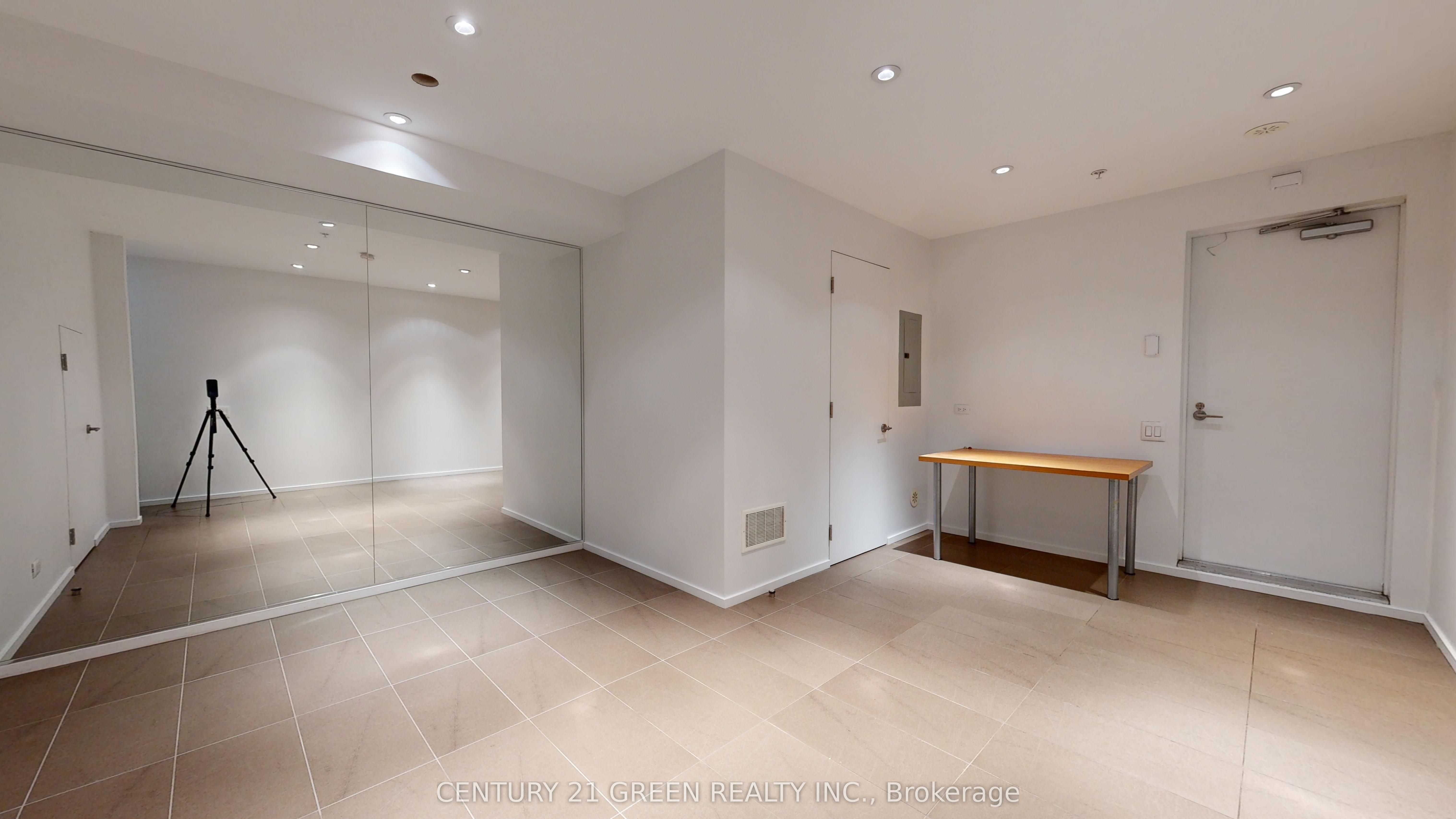 56 Lippincott Street, #8