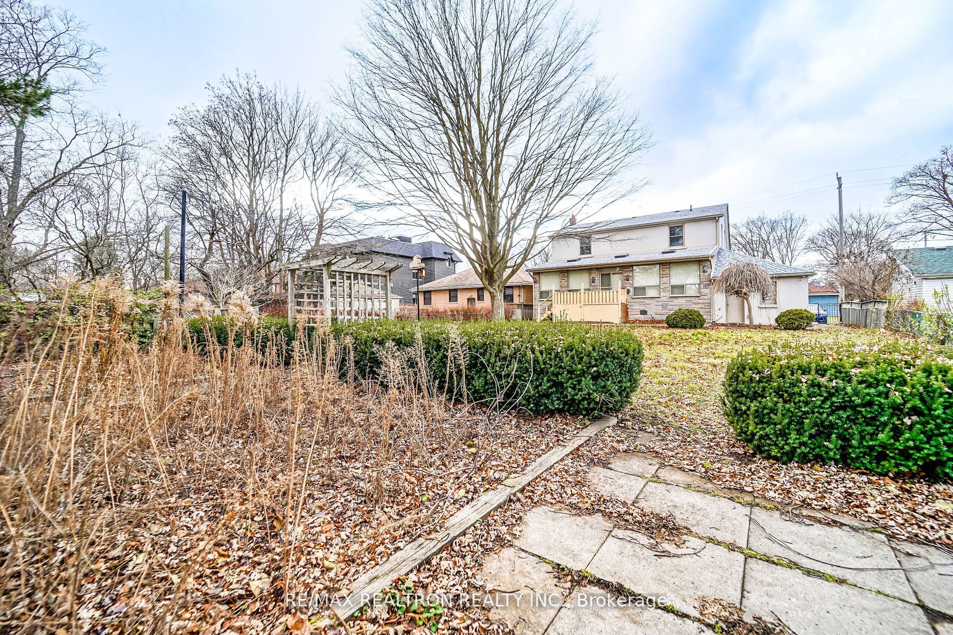 599 Conacher Drive