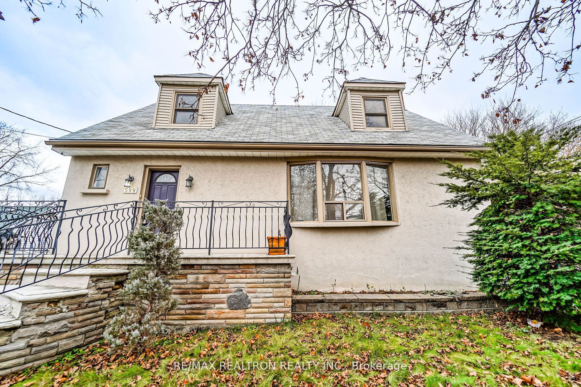 599 Conacher Drive