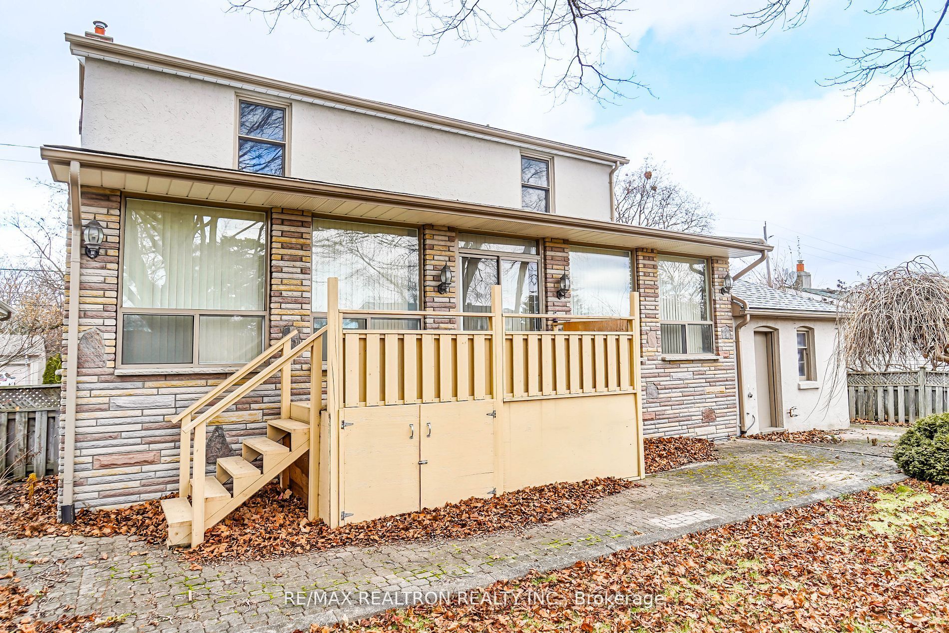599 Conacher Drive