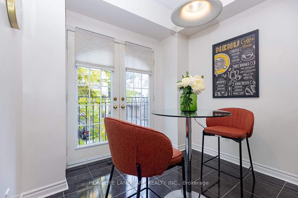 4 William Poole Way, #14