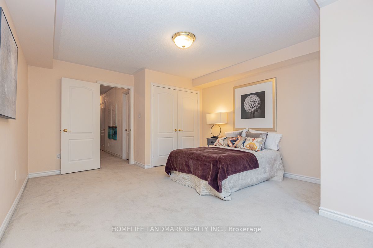4 William Poole Way, #14