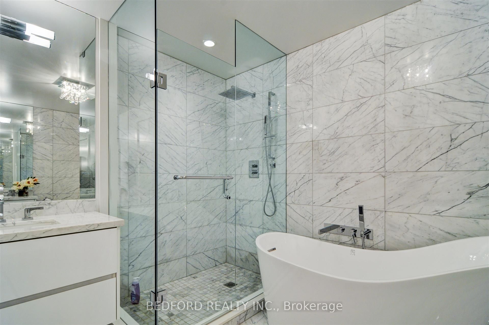1 Bedford Road, #2001