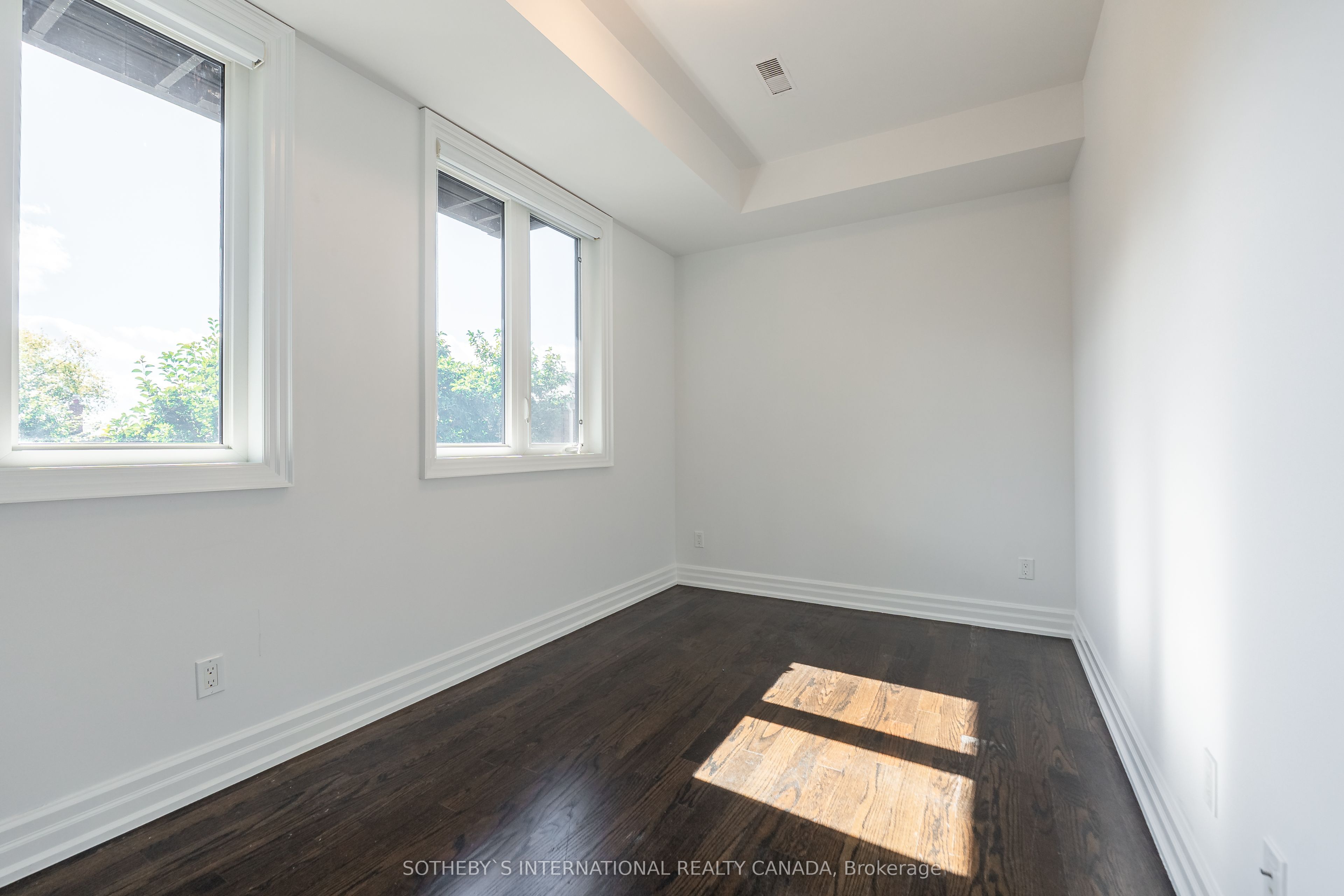7 Louise Avenue