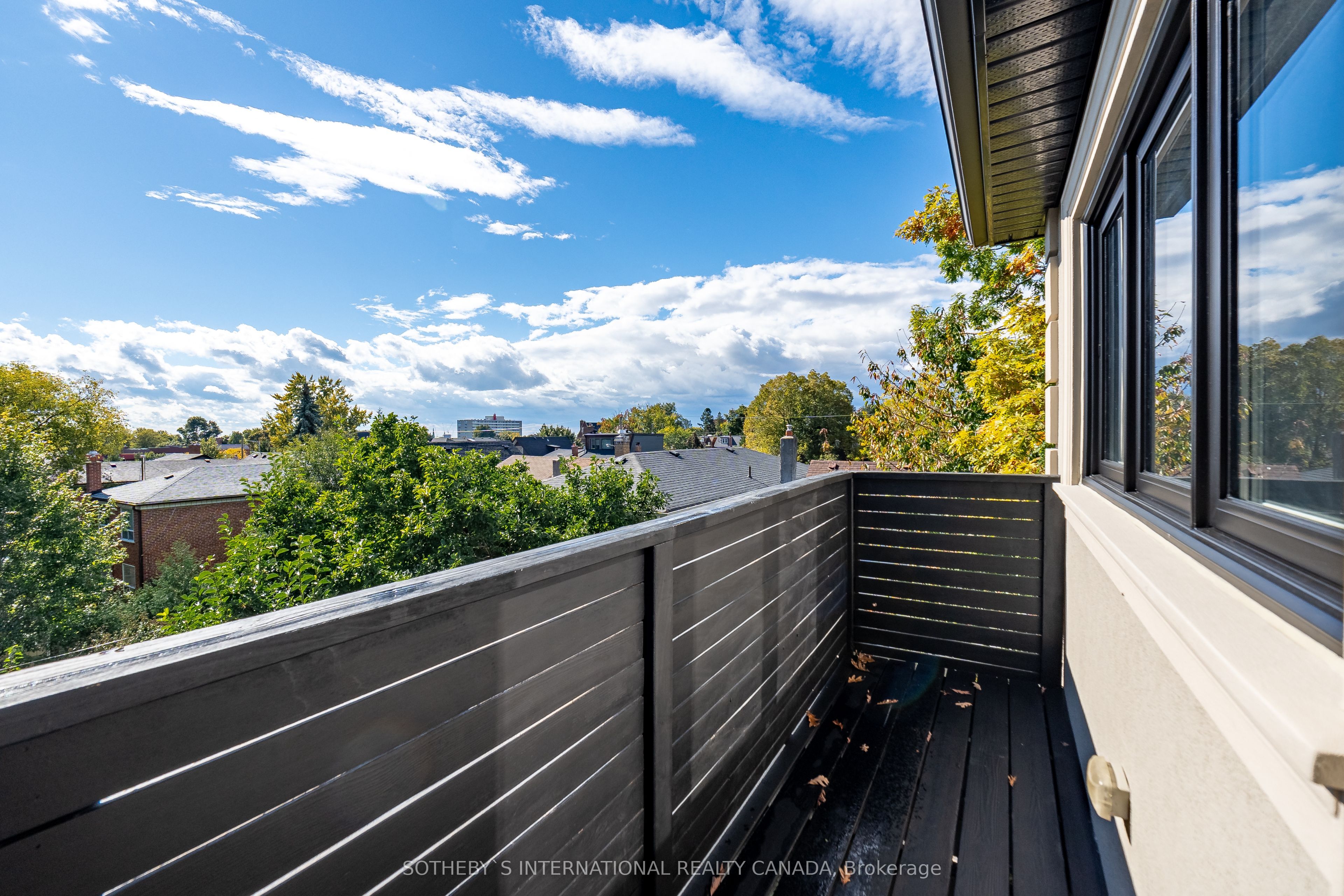 7 Louise Avenue