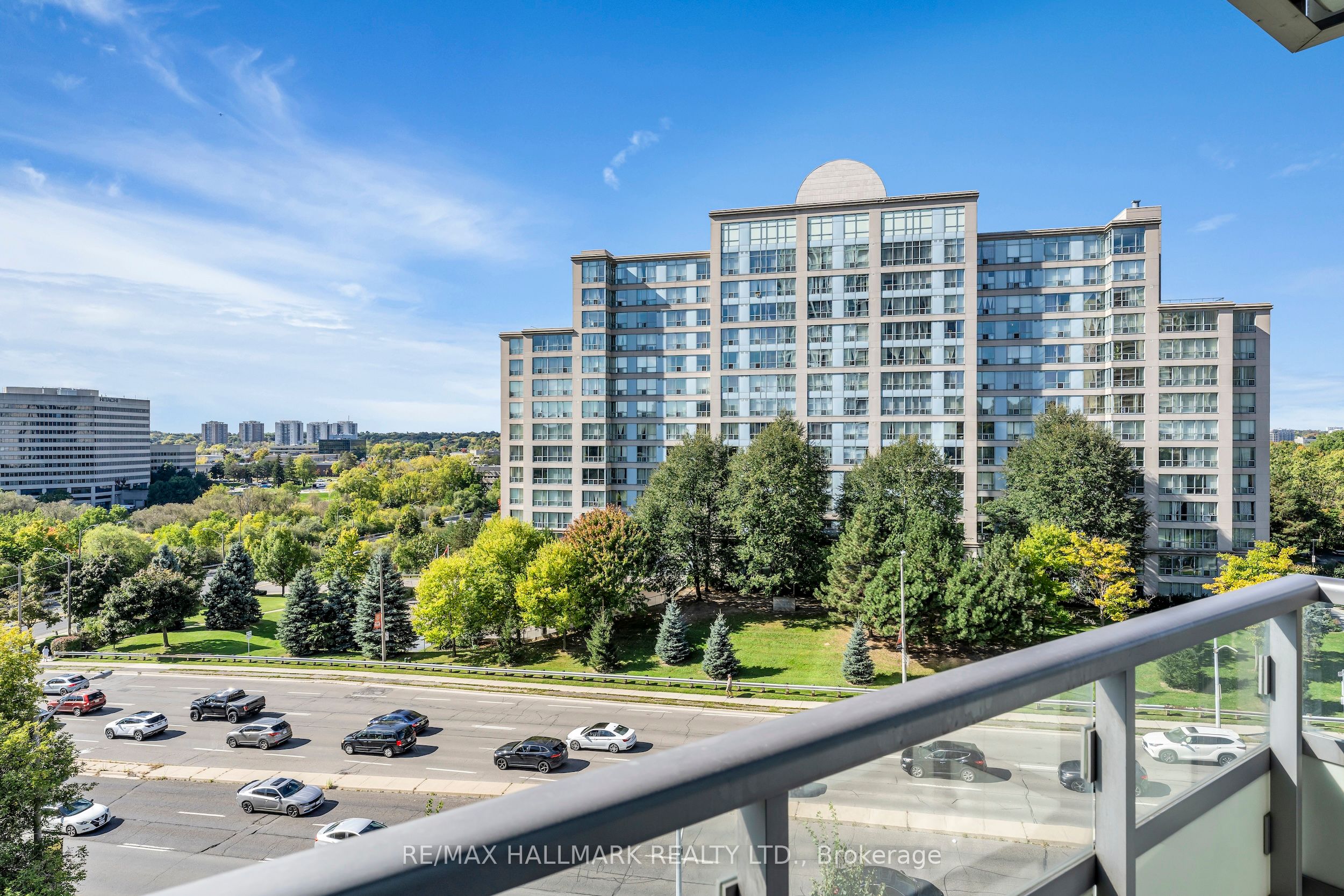 18 Graydon Hall Drive, #603