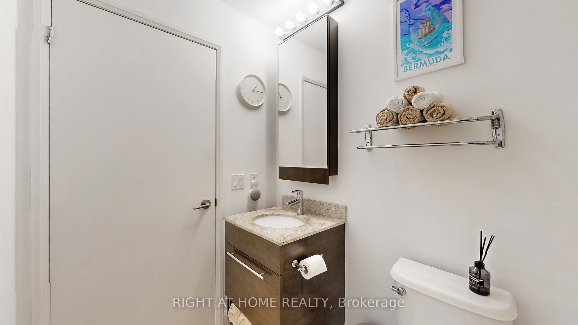 500 Sherbourne Street, #2604