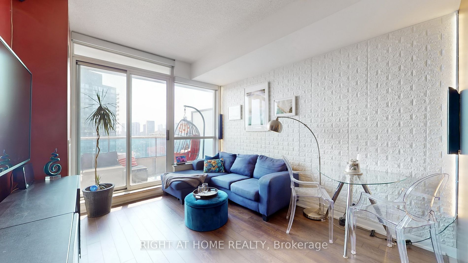 500 Sherbourne Street, #2604