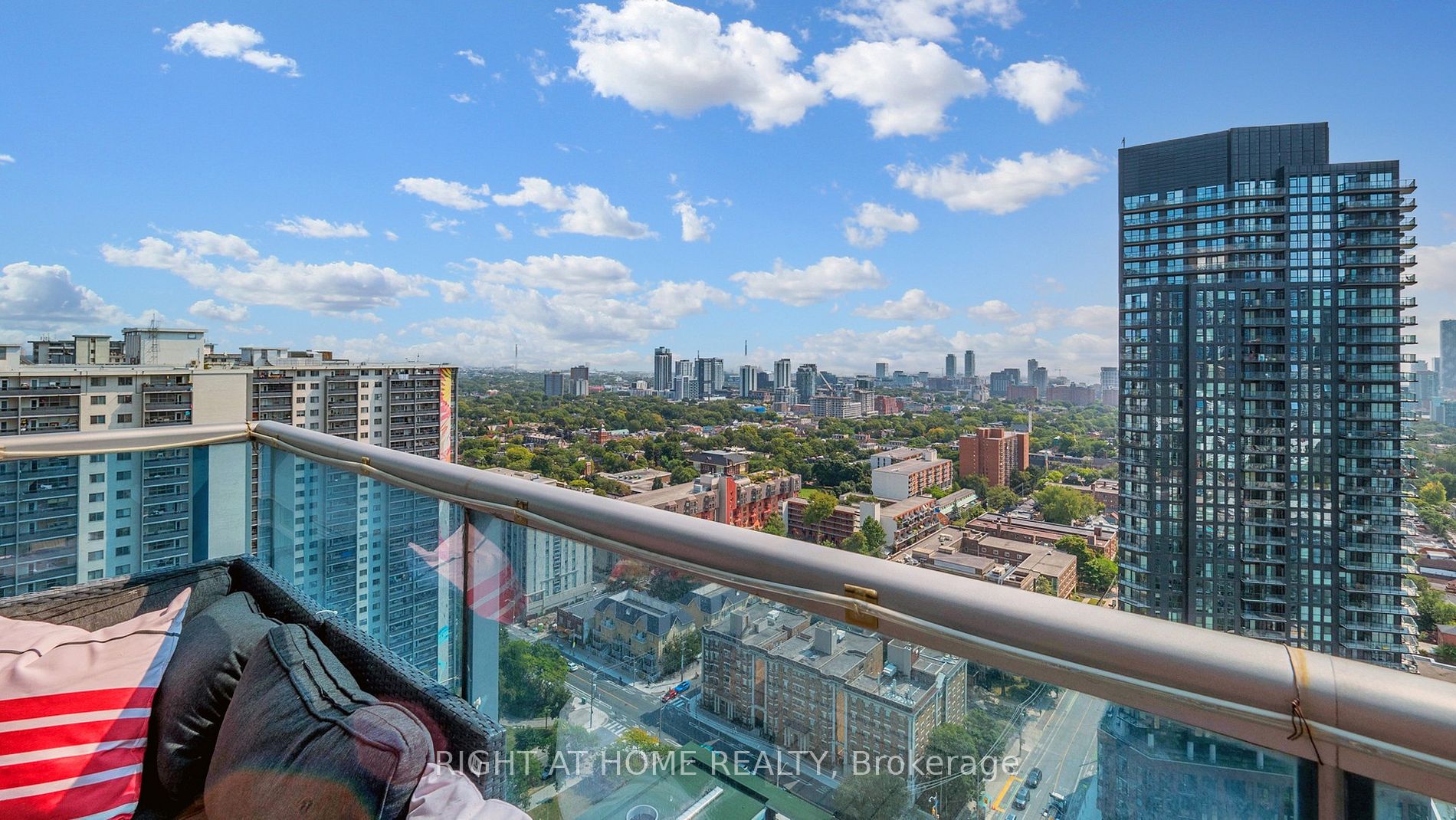 500 Sherbourne Street, #2604