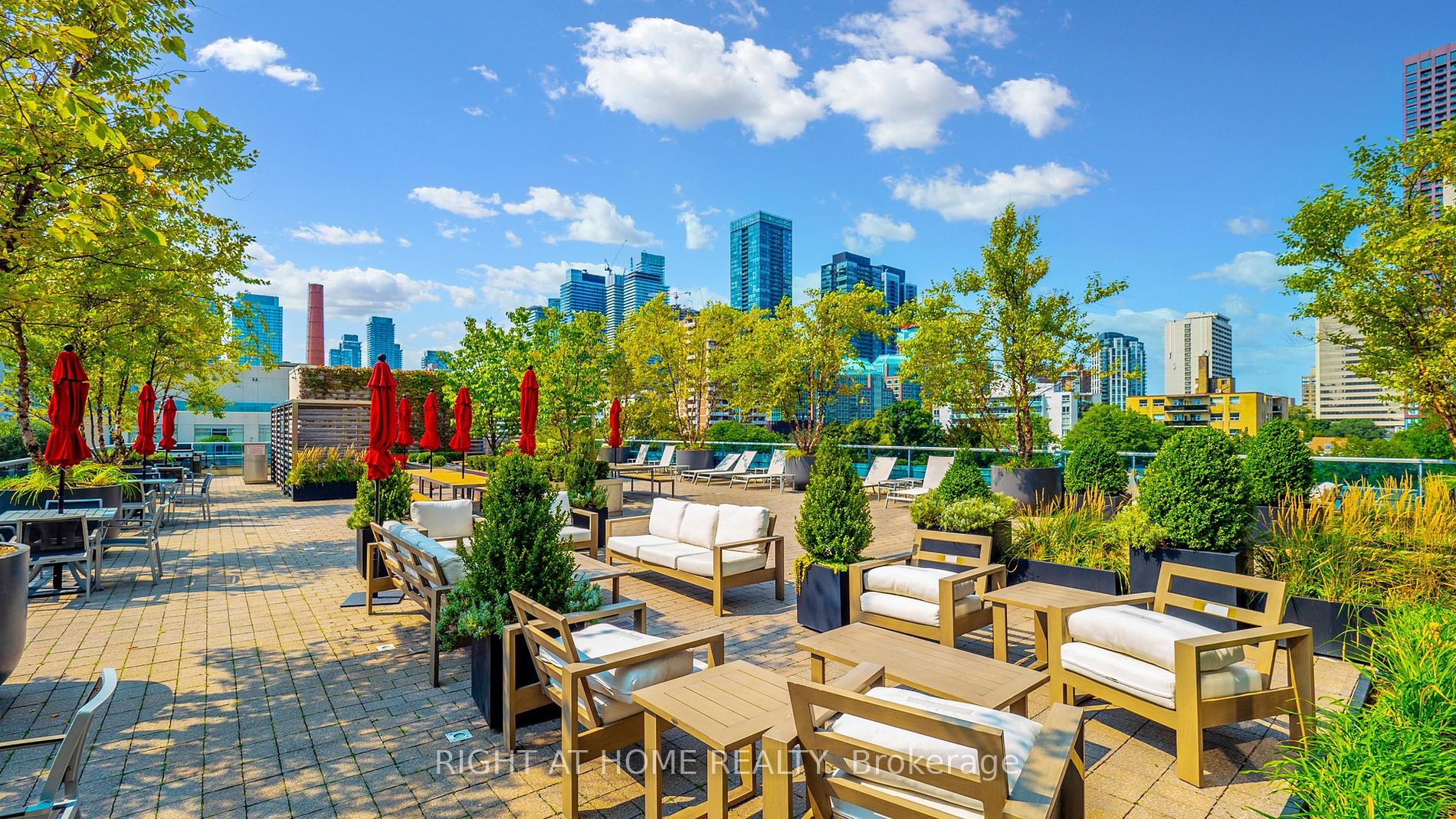 500 Sherbourne Street, #2604