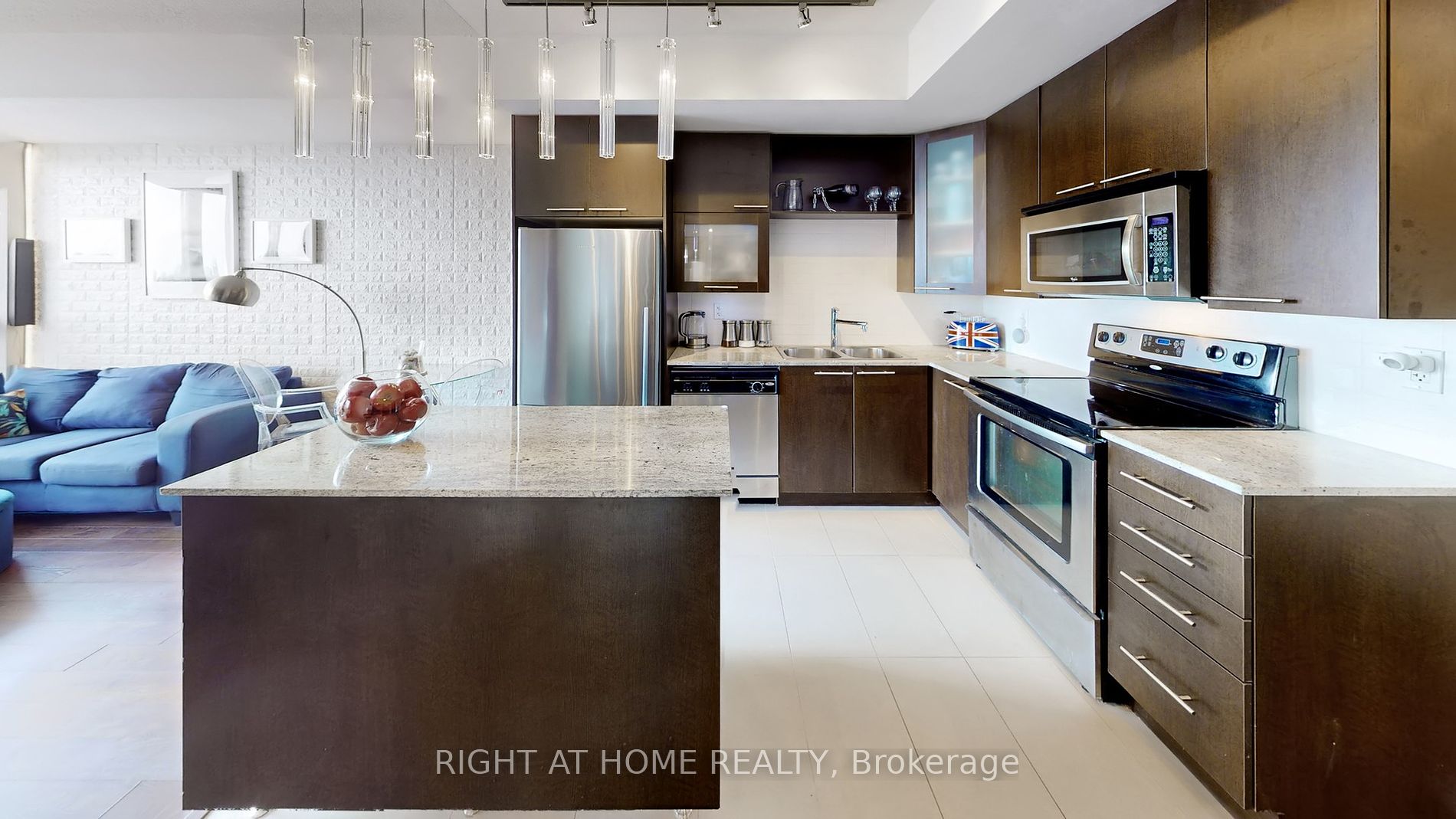 500 Sherbourne Street, #2604