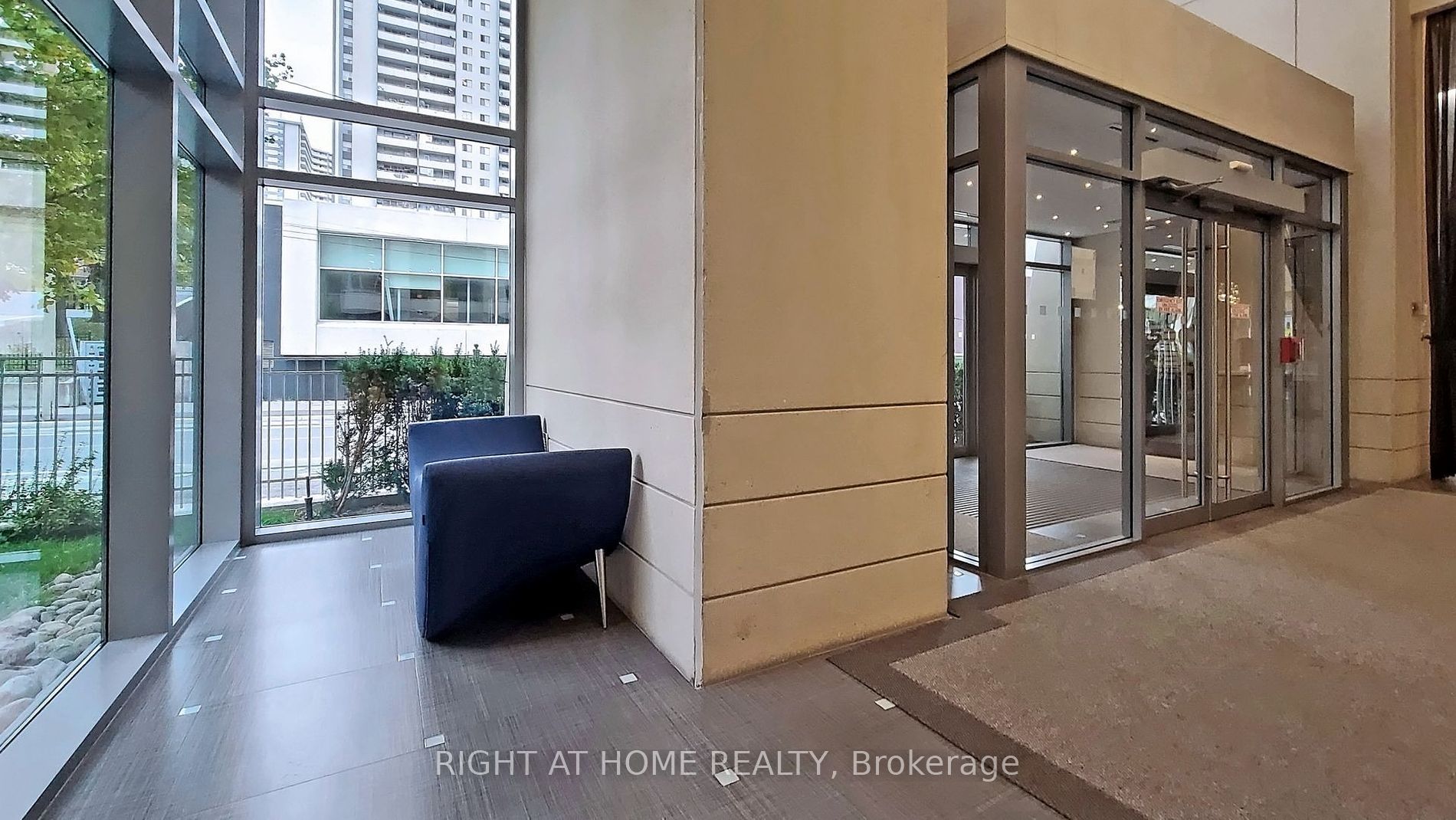 500 Sherbourne Street, #2604