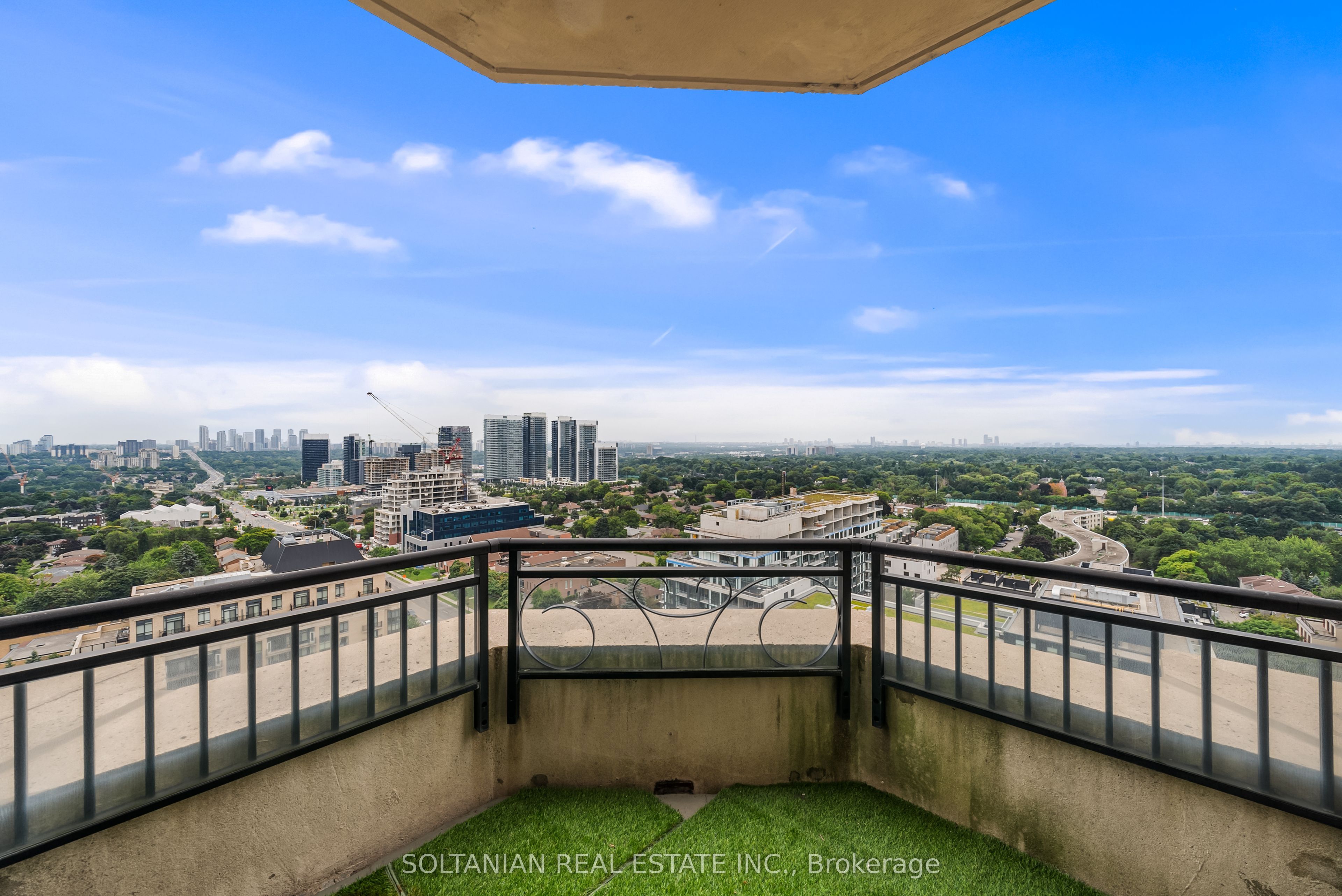 660 Sheppard Avenue E, #Lph3
