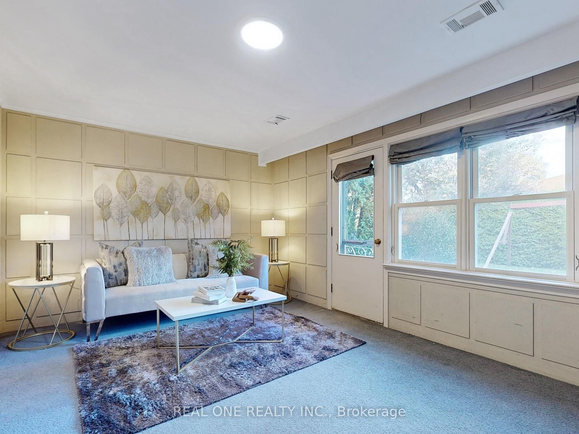 6 Morewood Crescent