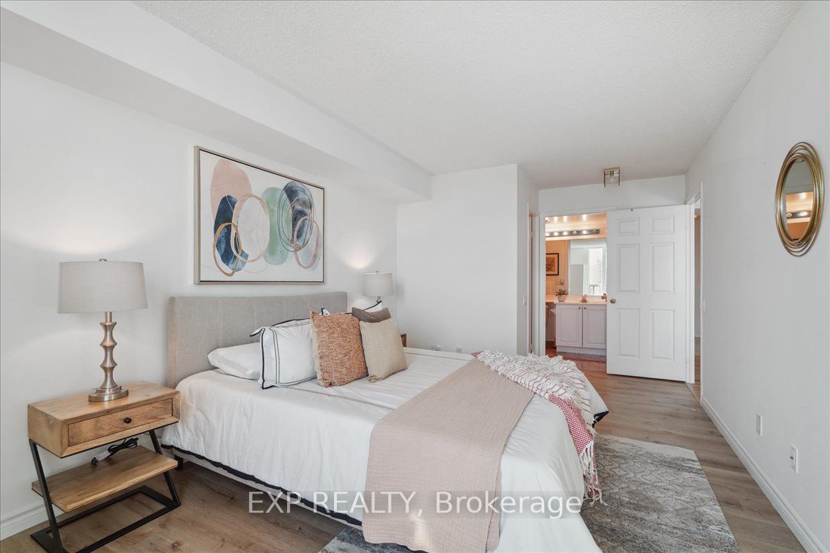 8 Covington Road, #1012