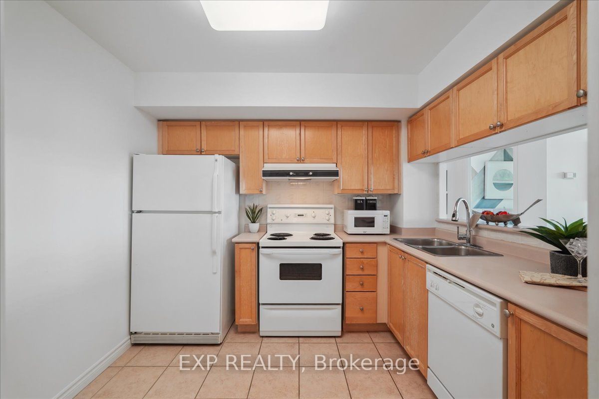 8 Covington Road, #1012