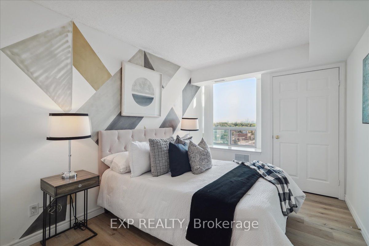 8 Covington Road, #1012