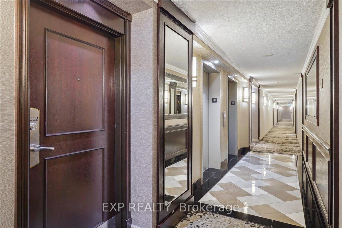 8 Covington Road, #1012
