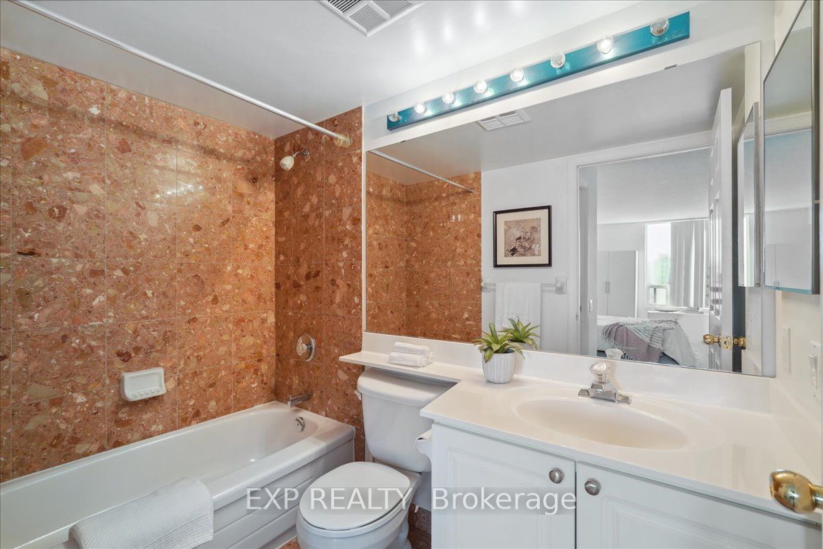 8 Covington Road, #1012