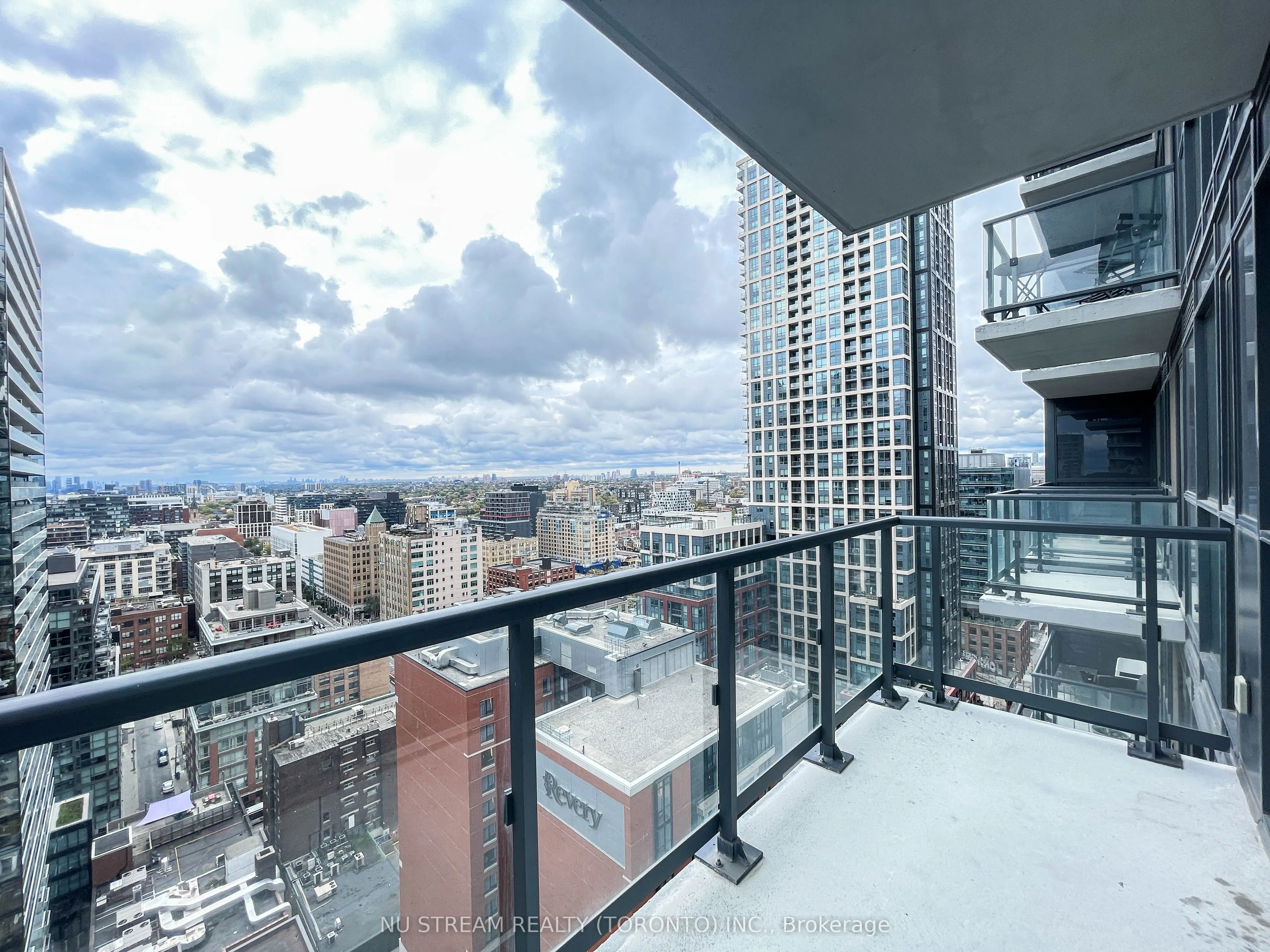 87 Peter Street, #2302