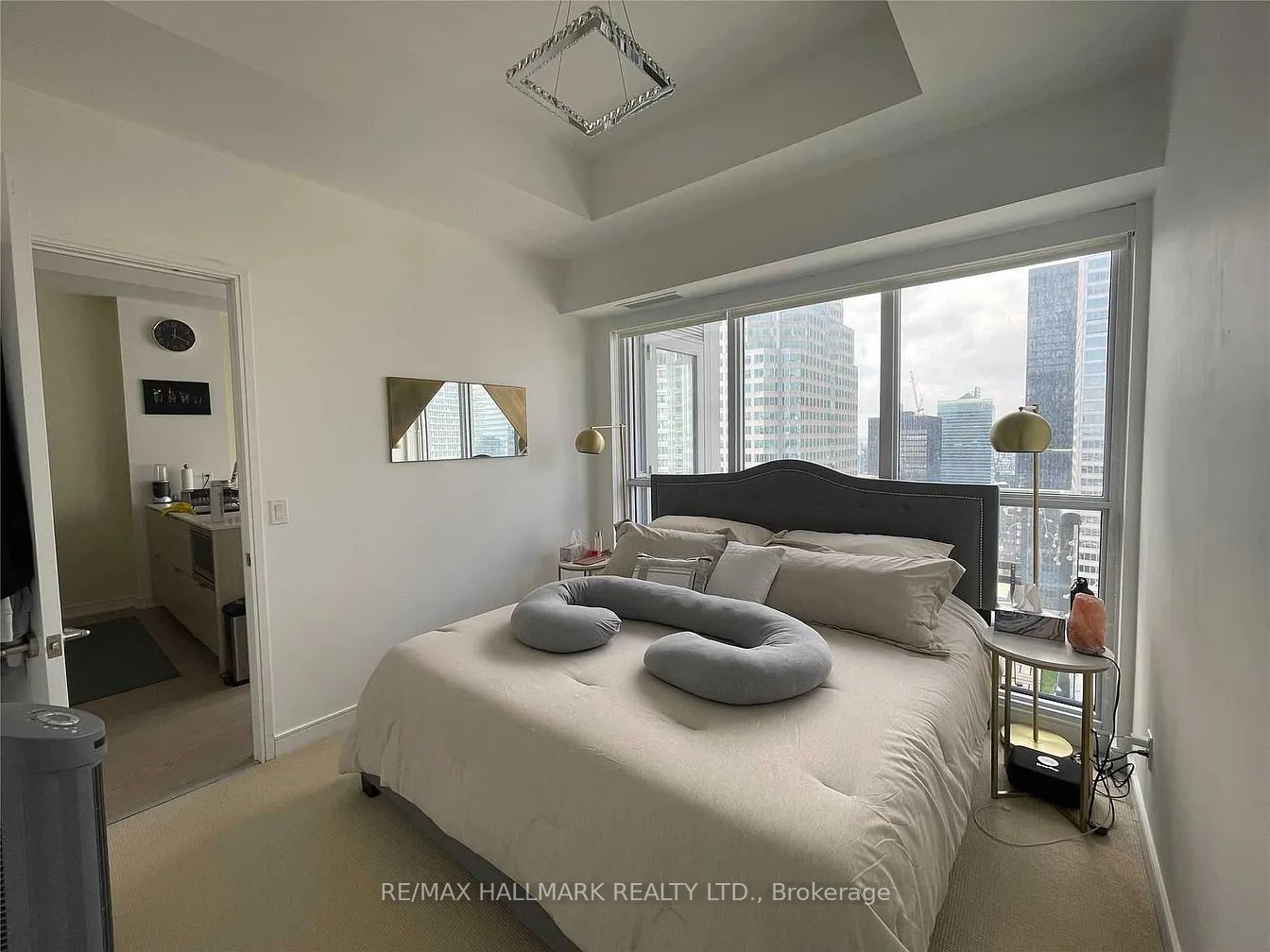 88 Scott Street, #4501