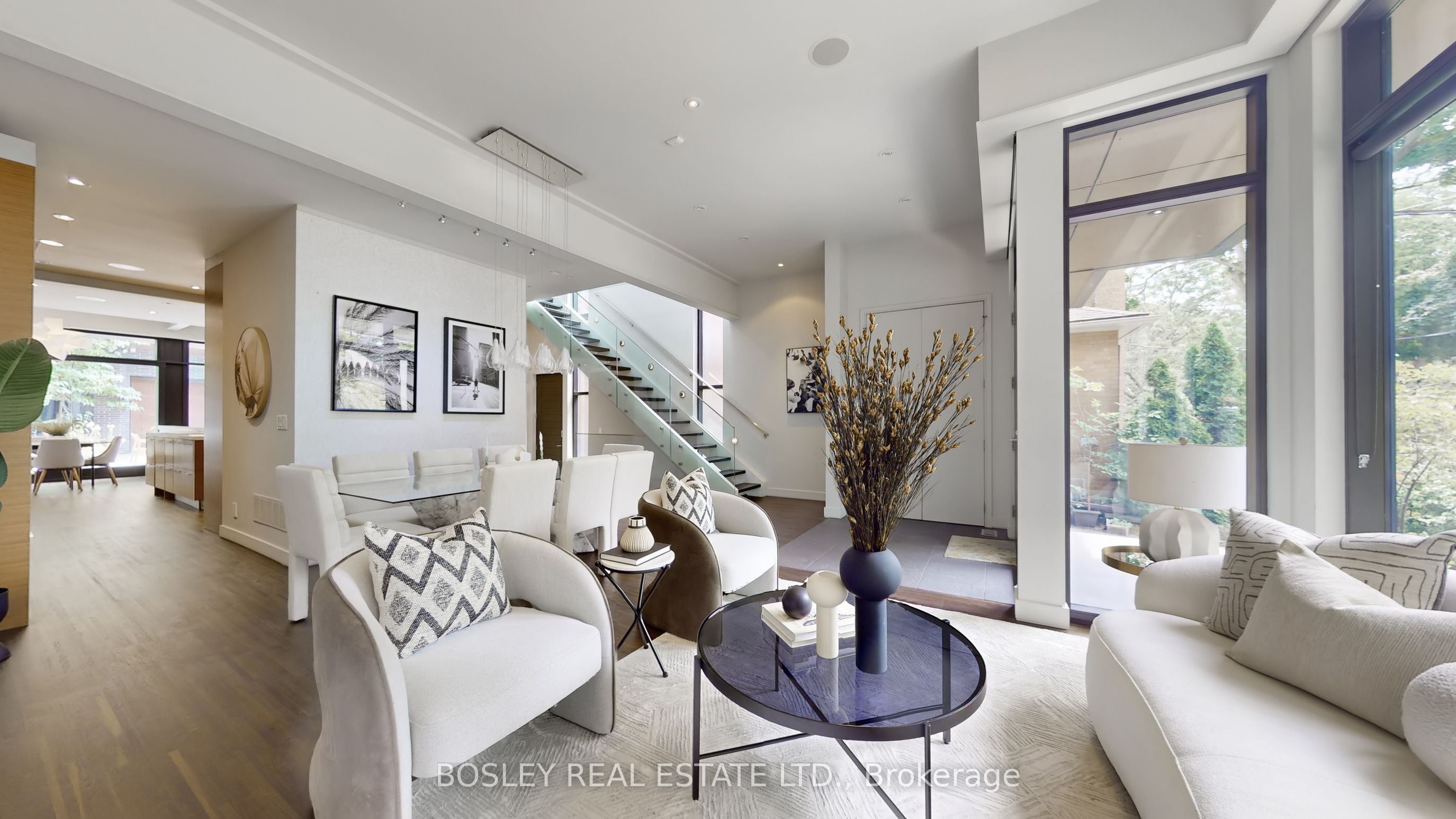 5 Braemar Avenue