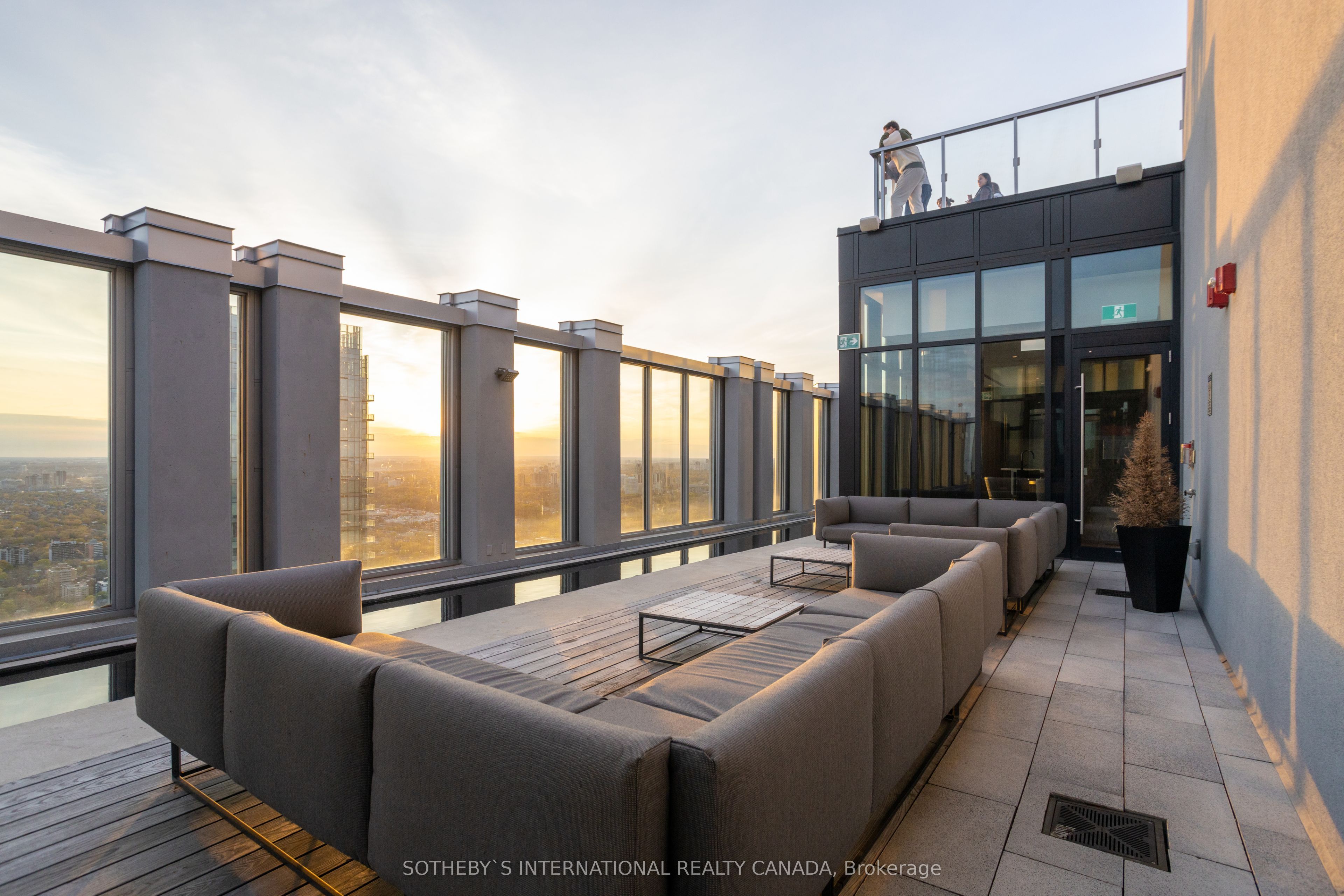 1 Yorkville Avenue #5405