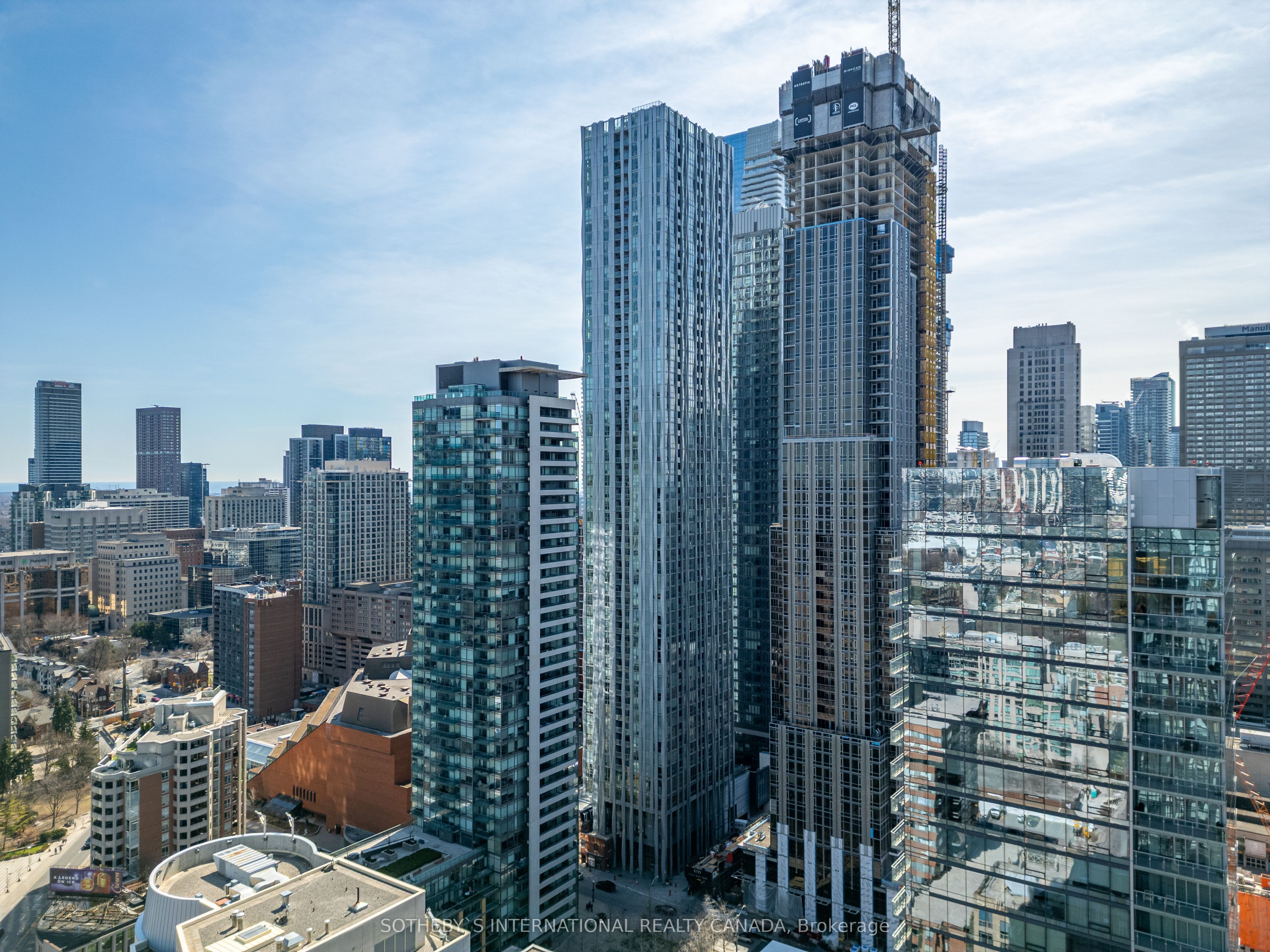 1 Yorkville Avenue #5405