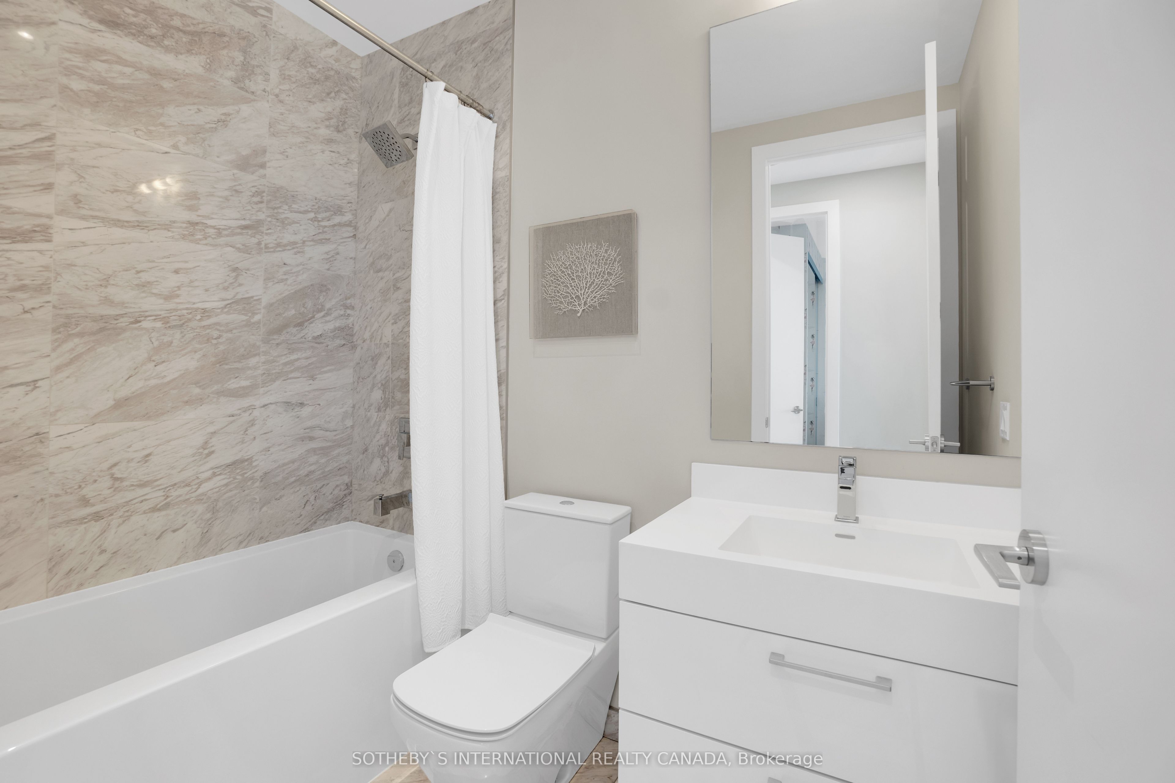 1 Yorkville Avenue #5405