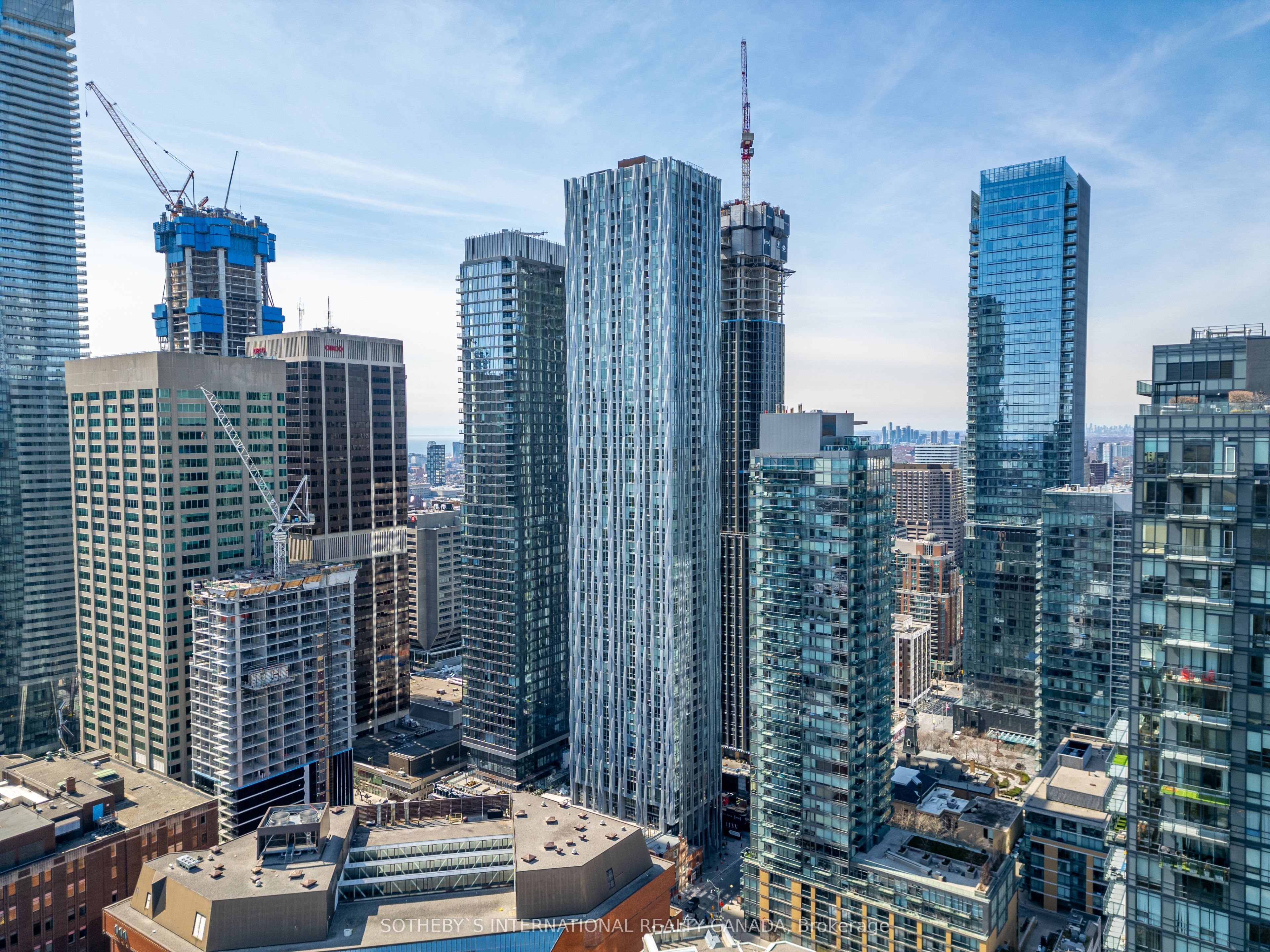 1 Yorkville Avenue #5405