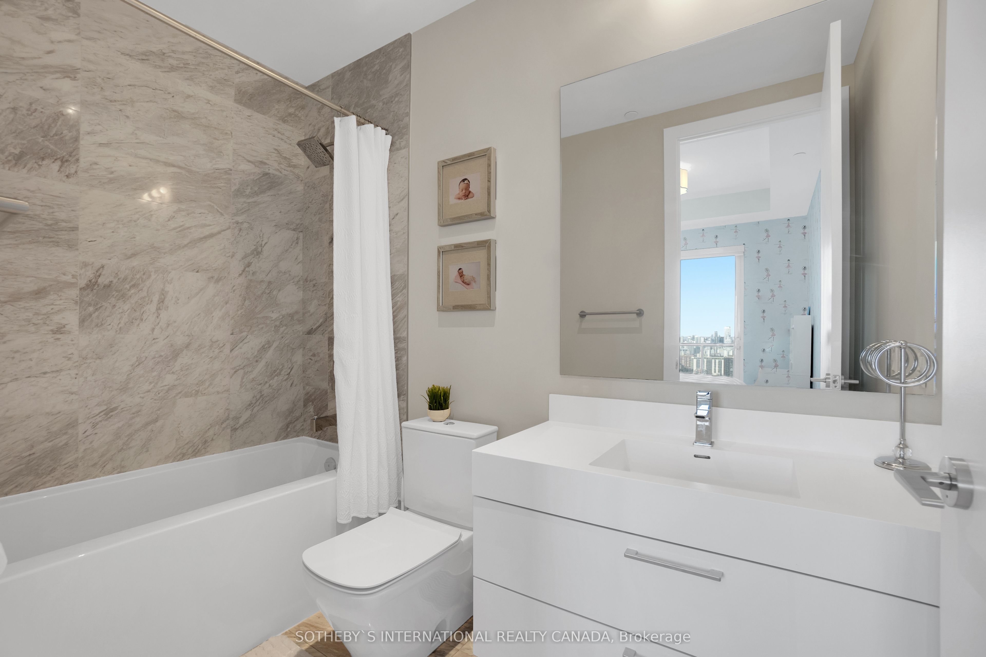 1 Yorkville Avenue #5405