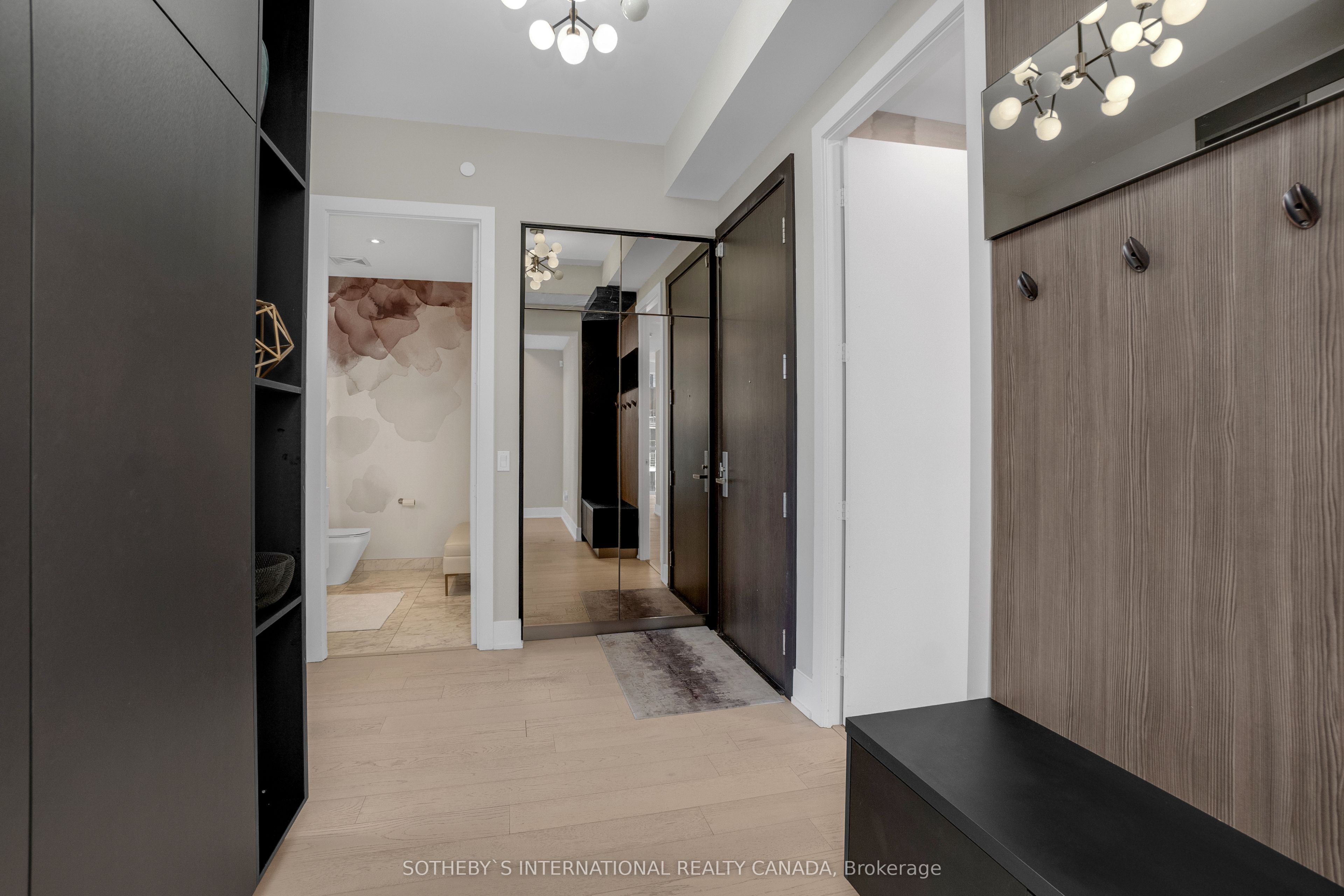 1 Yorkville Avenue #5405