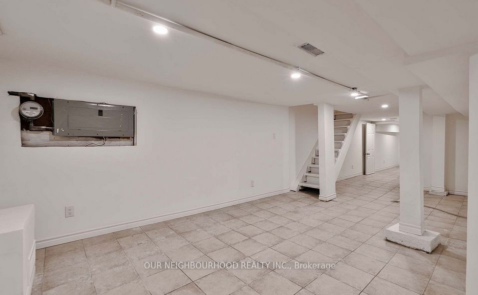 243 Lippincott Street