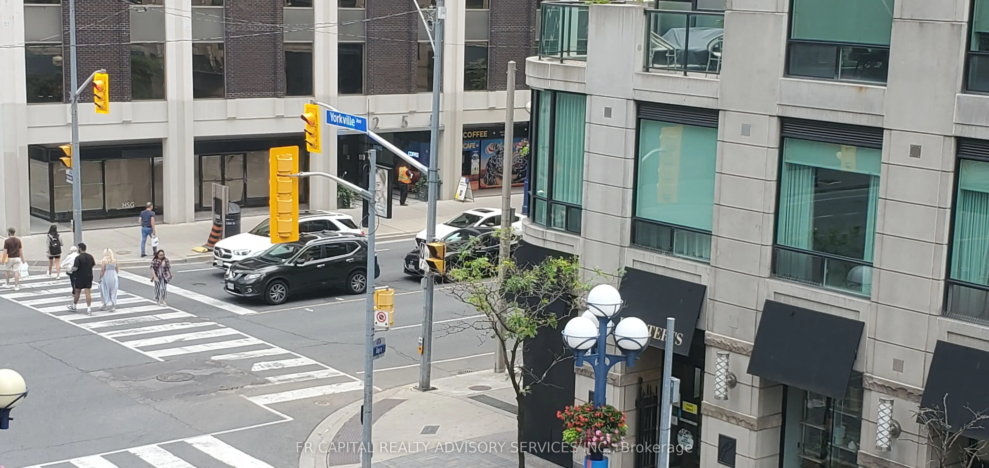 70 Yorkville Avenue, #30