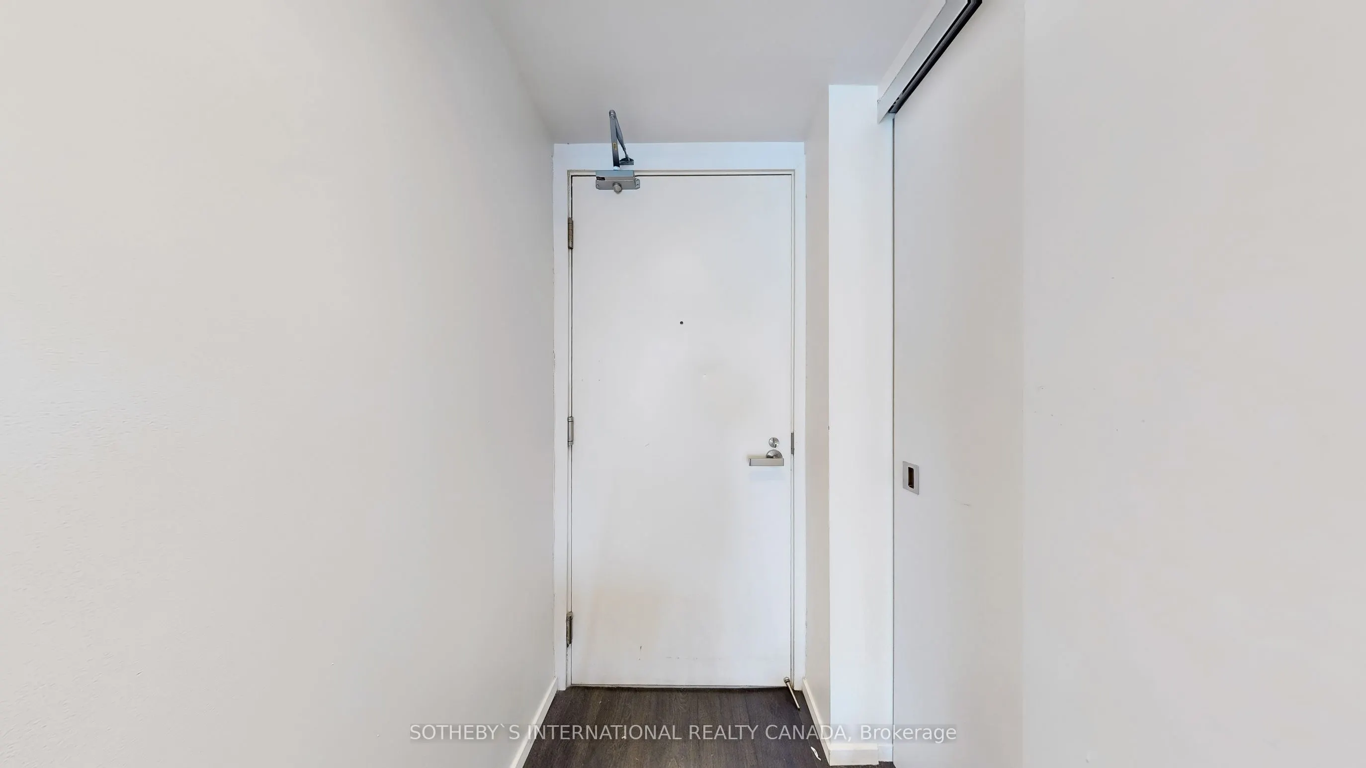 159 Dundas Street E #705