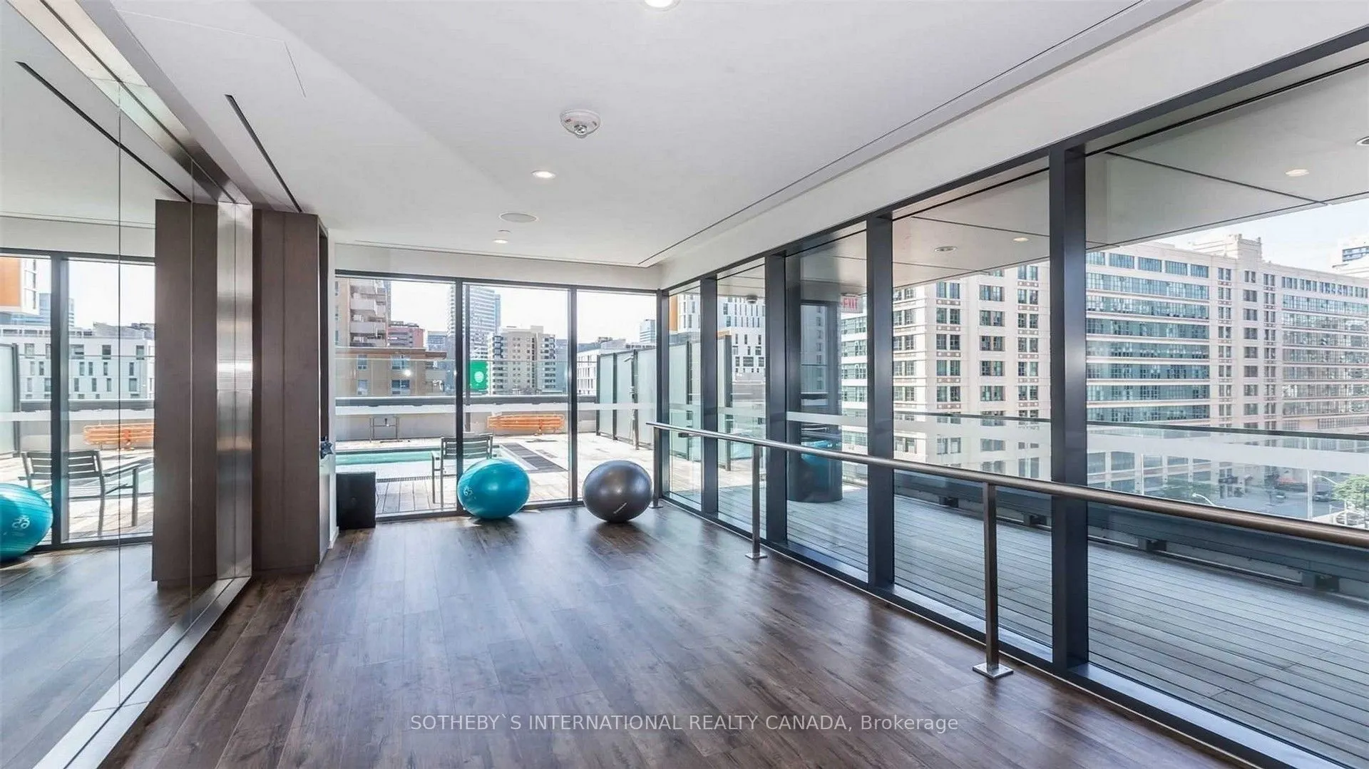 159 Dundas Street E #705