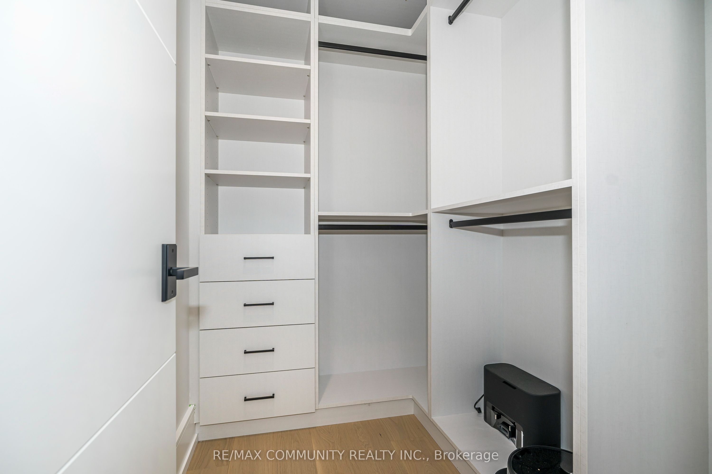 30 Kellythorne Drive