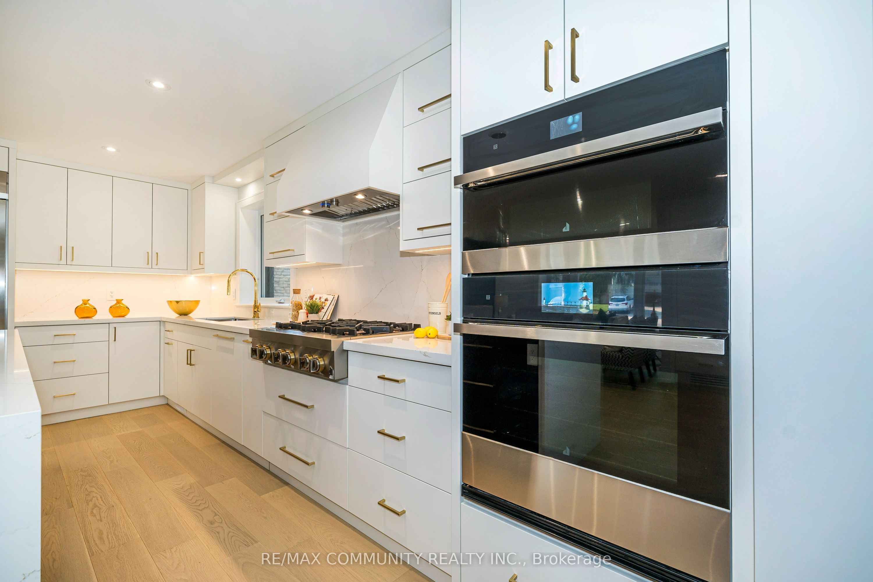 30 Kellythorne Drive