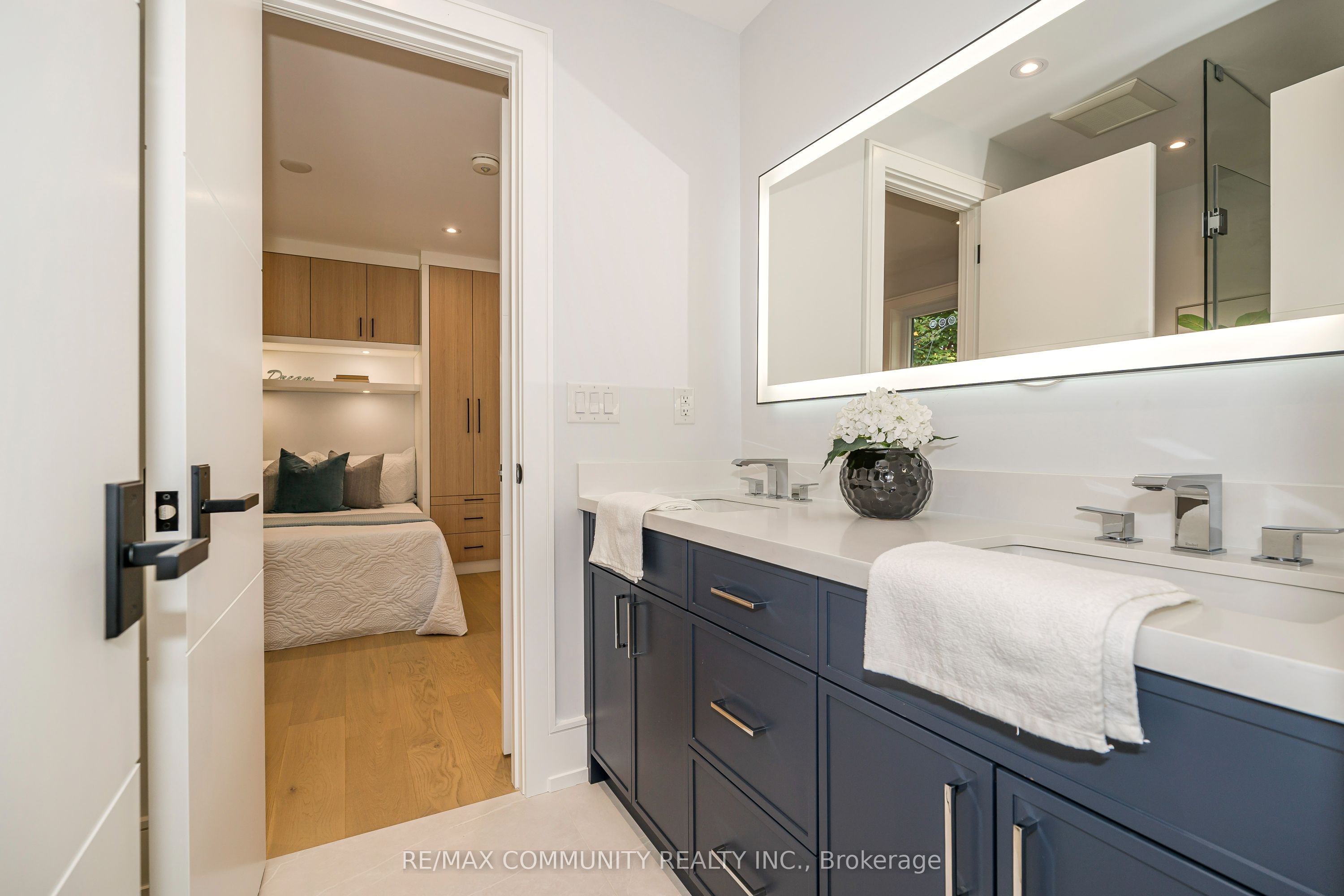 30 Kellythorne Drive