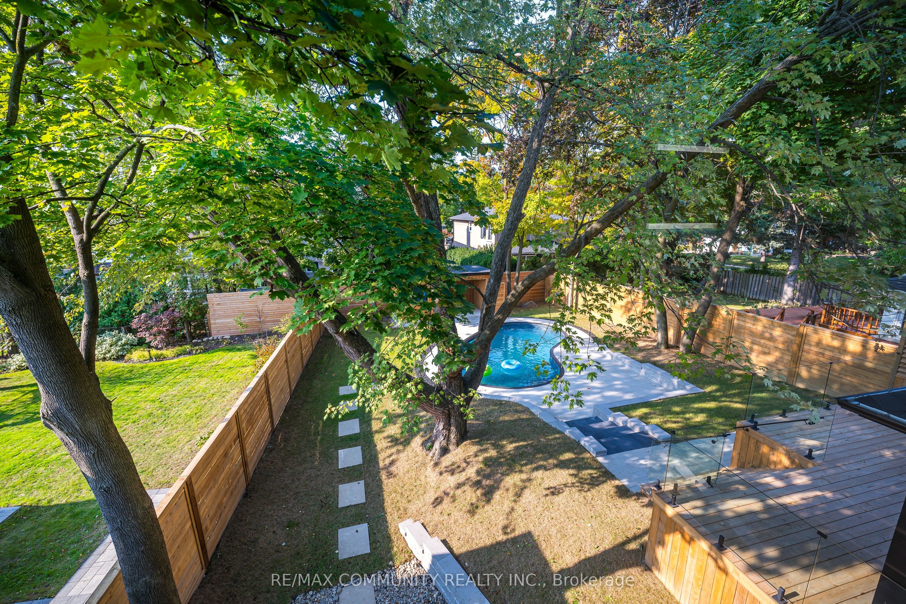 30 Kellythorne Drive