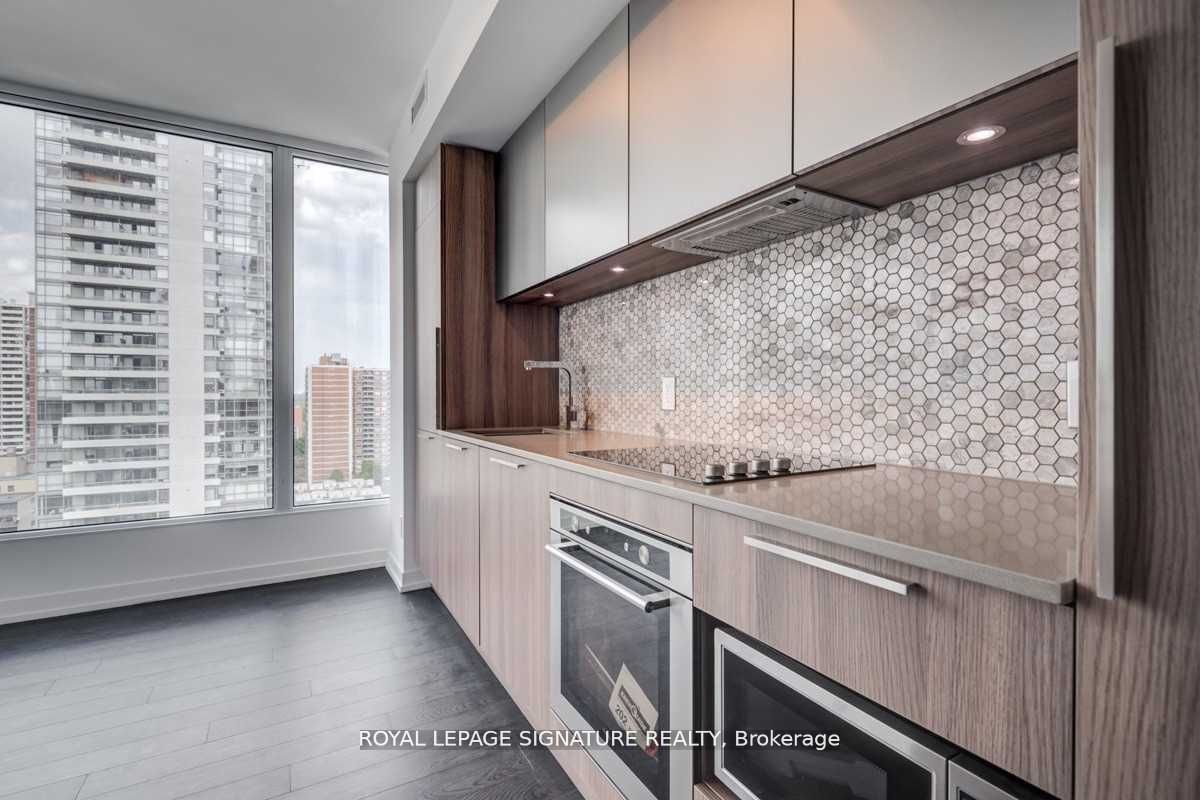 85 Wood Street #2706